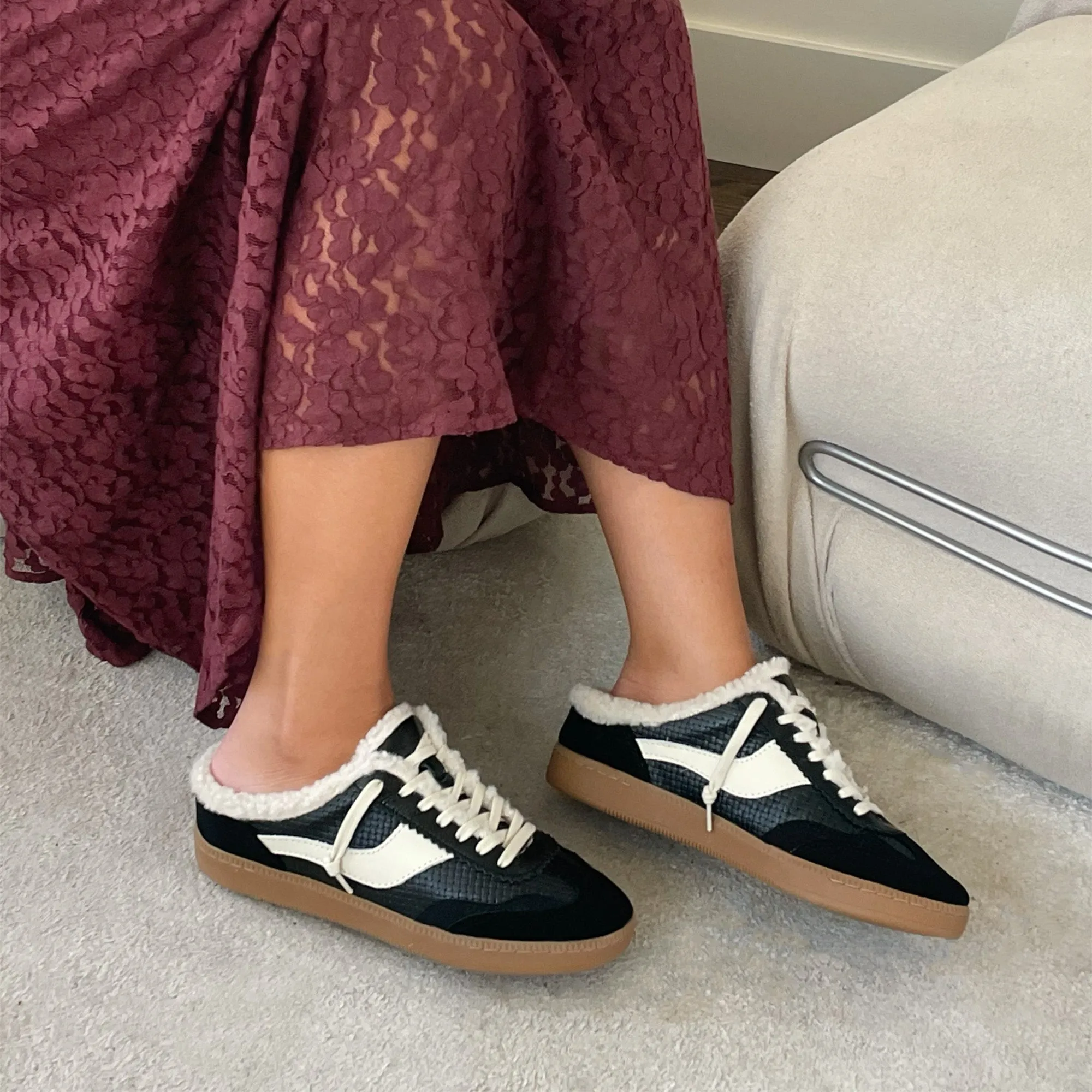 EVA Composite NOTICE SLIDE PLUSH SNEAKERS BLACK WOVEN LEATHER