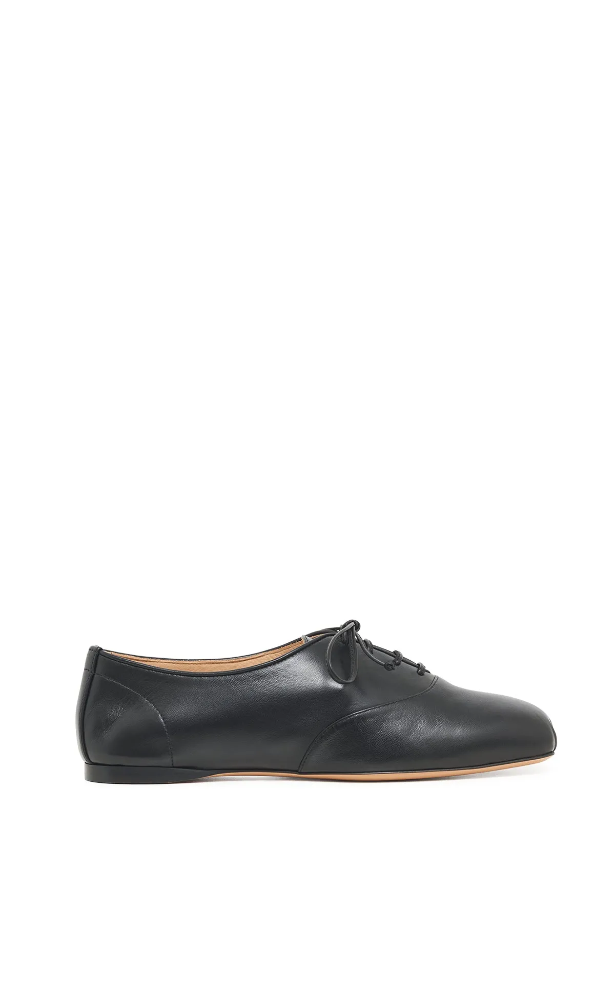 Urban Day Maya Oxford Flat Shoe in Black Nappa Leather