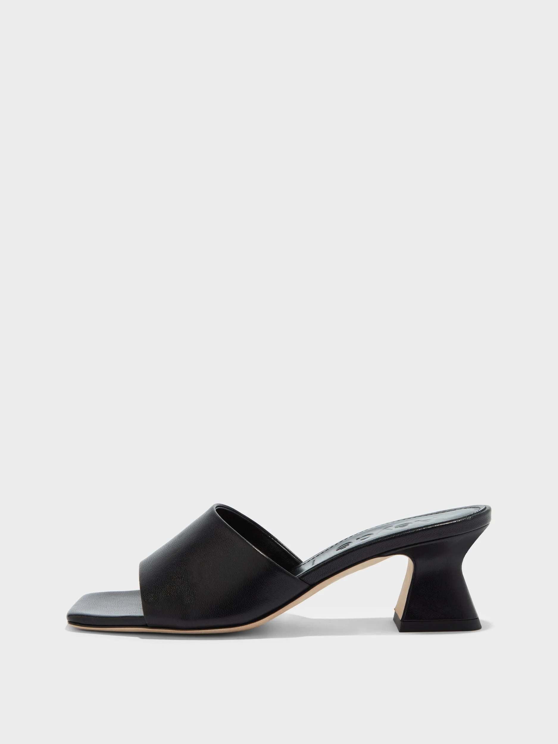 Ale Leather Mules Seasonal Feel