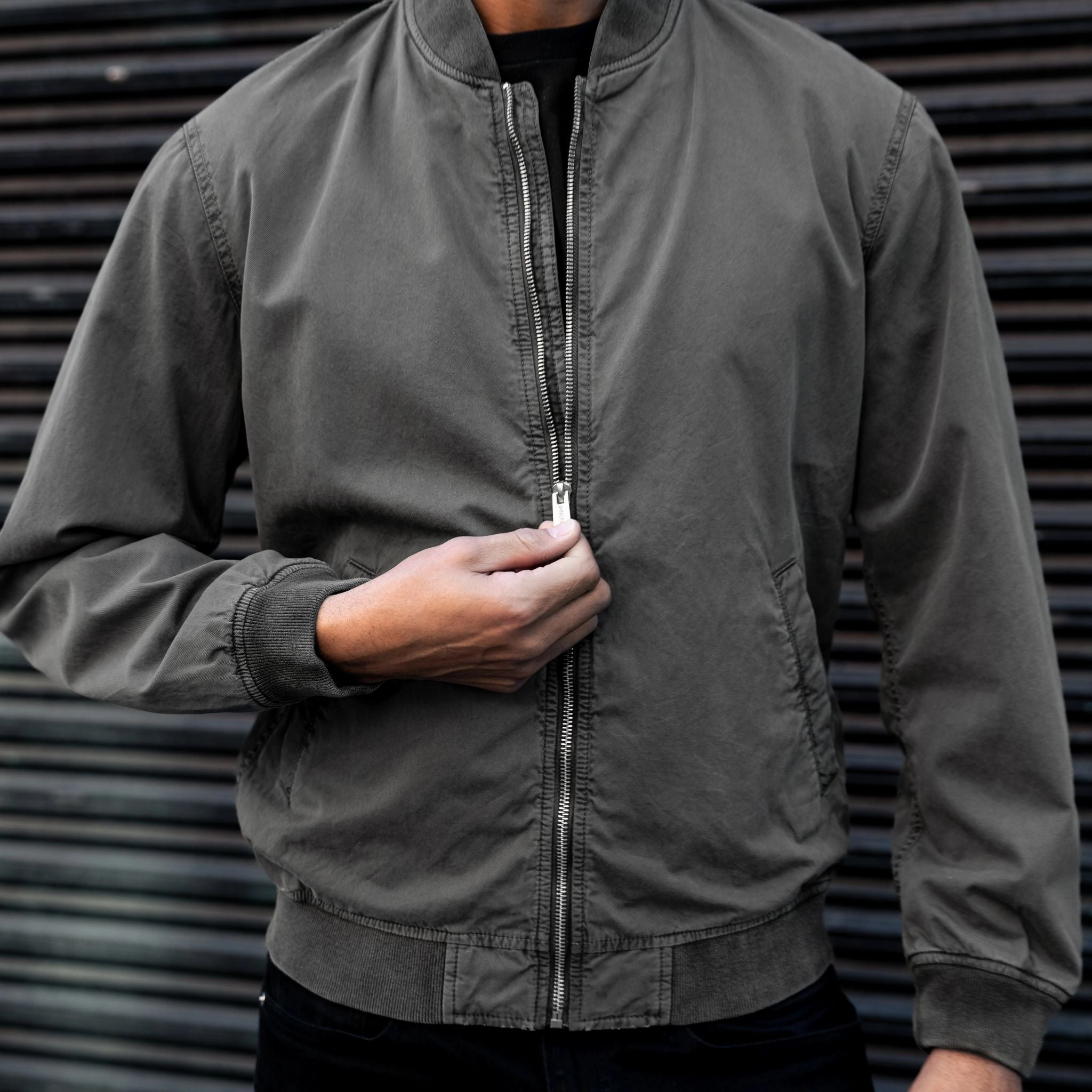 Alpha M Bomber | Grey Detachable Collar