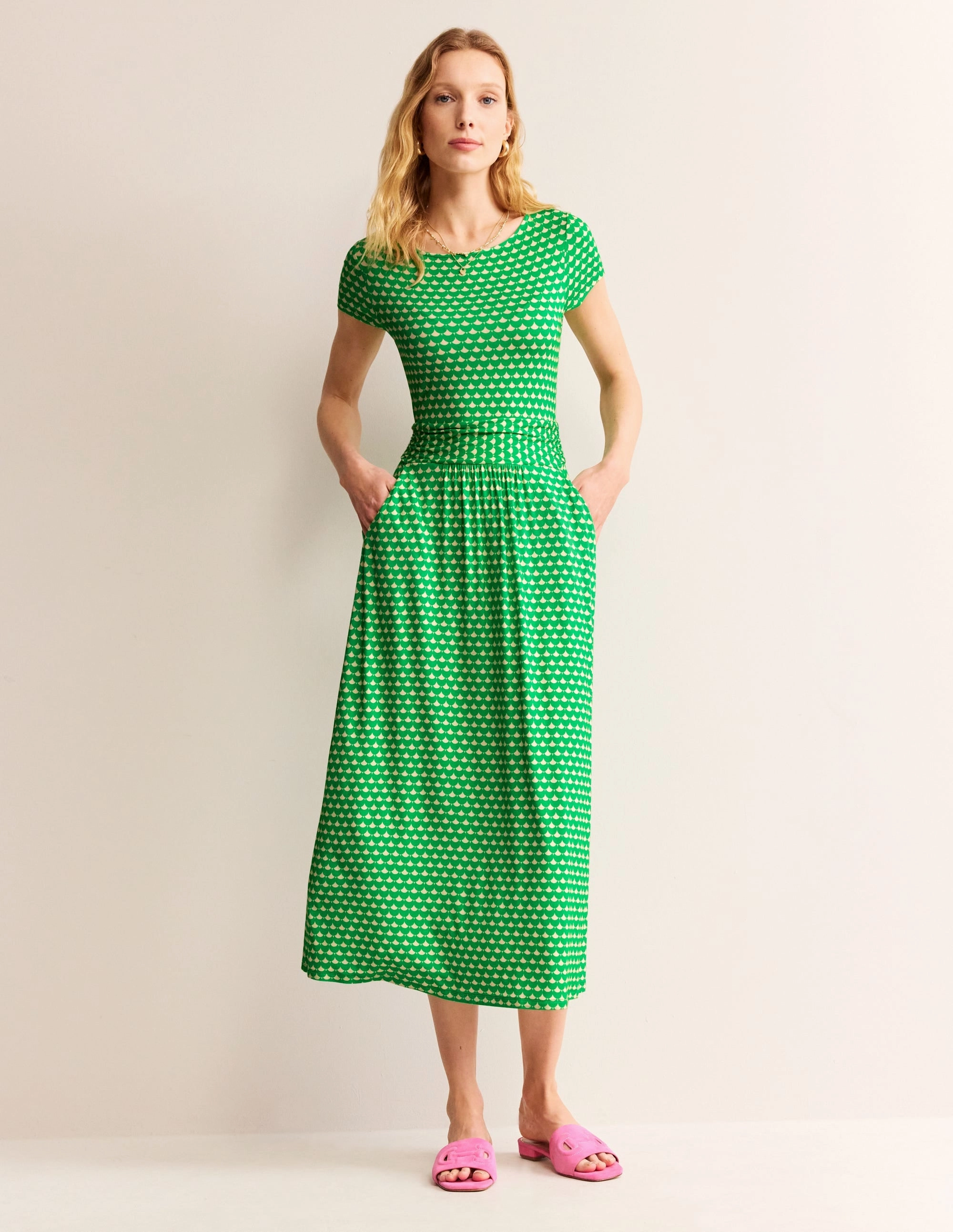 Amelie Jersey Midi Dress-Kelly Green, Crescent Stamp Romantic dinner wear