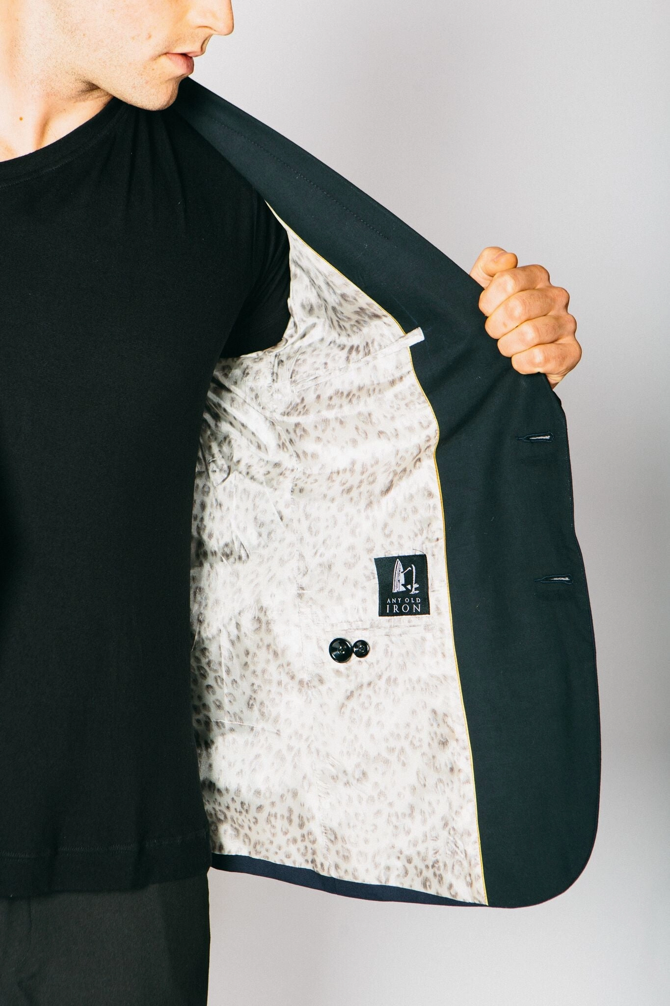 Water Resistant HemLock Adjustment System Any Old Iron Classic Cashmere Blend Blazer - Navy