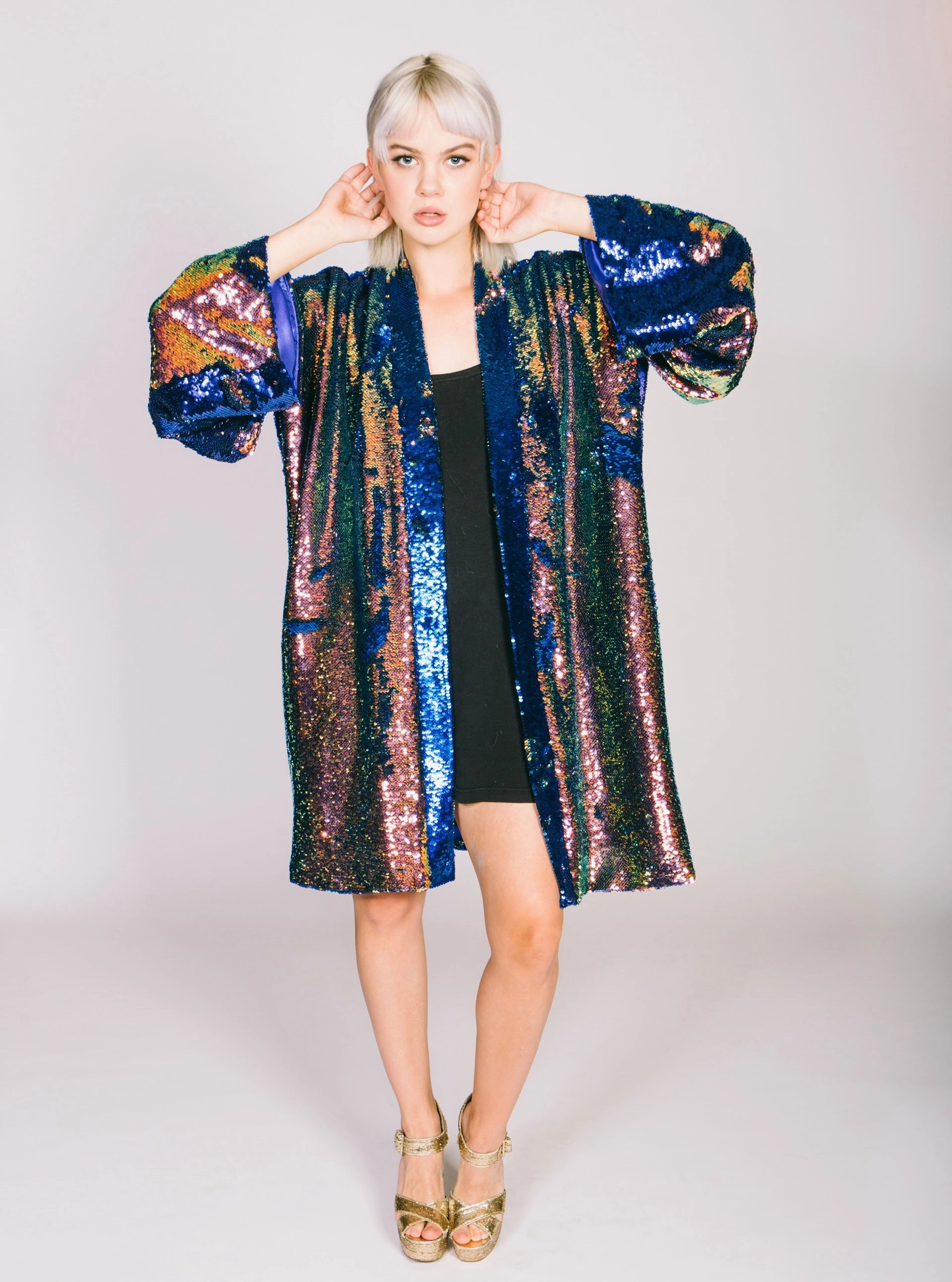 Any Old Iron Oil Slick Kimono release Picture