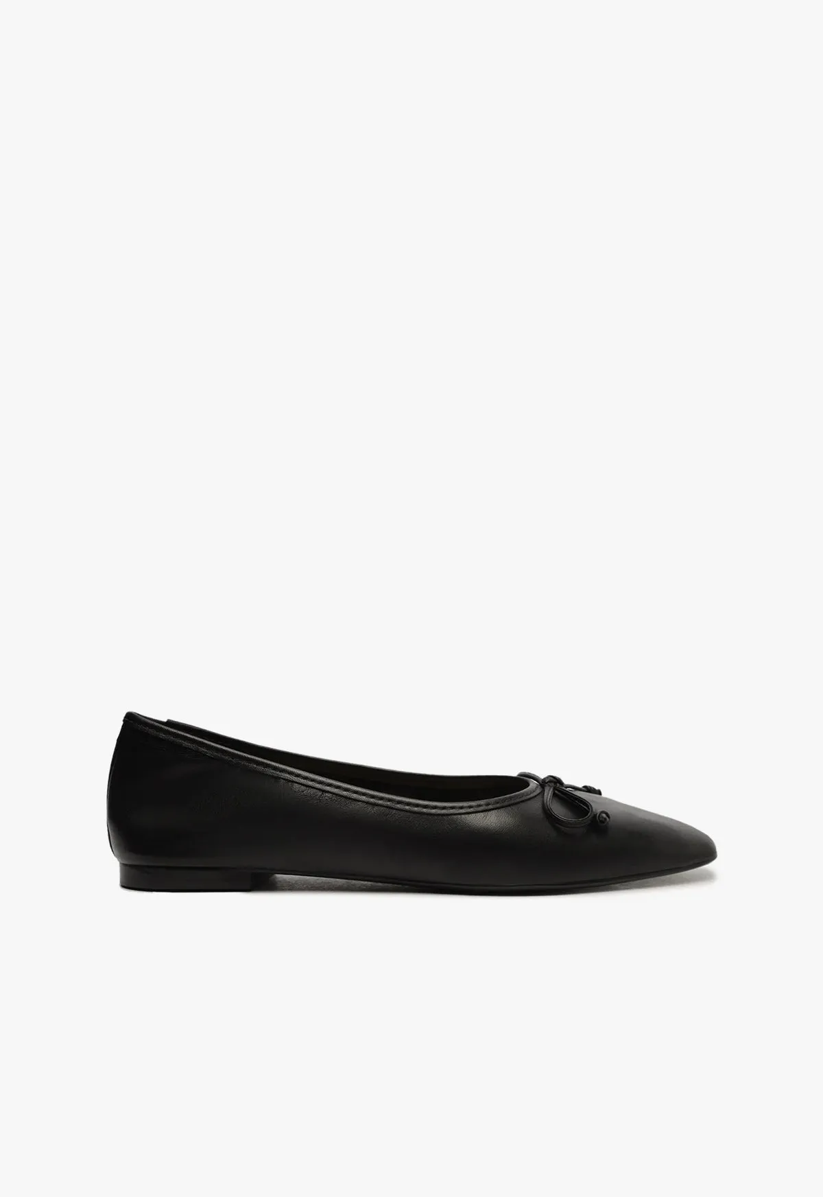 Slip-On Style Shoes Arissa Black Leather Ballet Flat