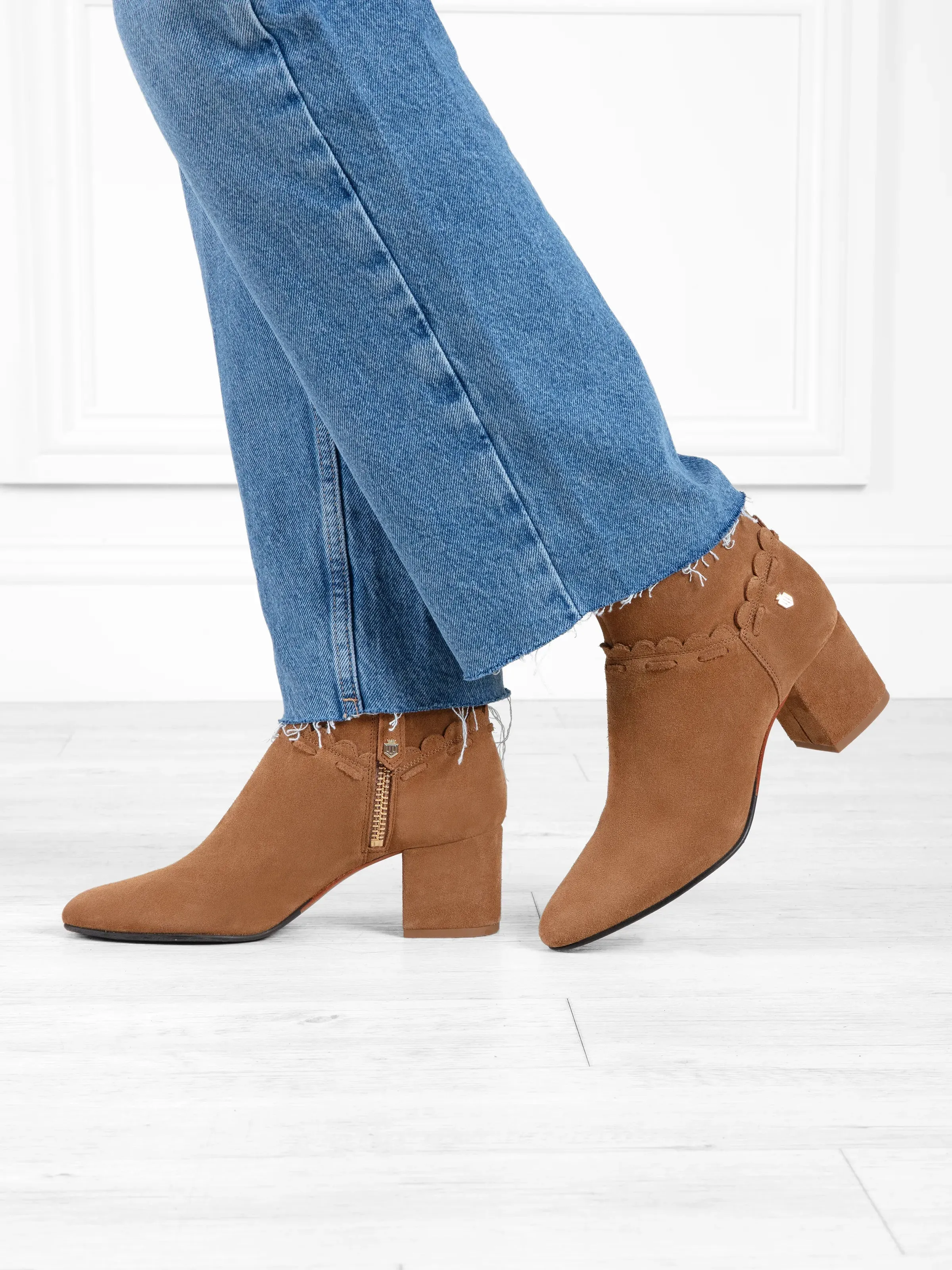 Casual Footwear Bakewell Ankle Boot - Tan