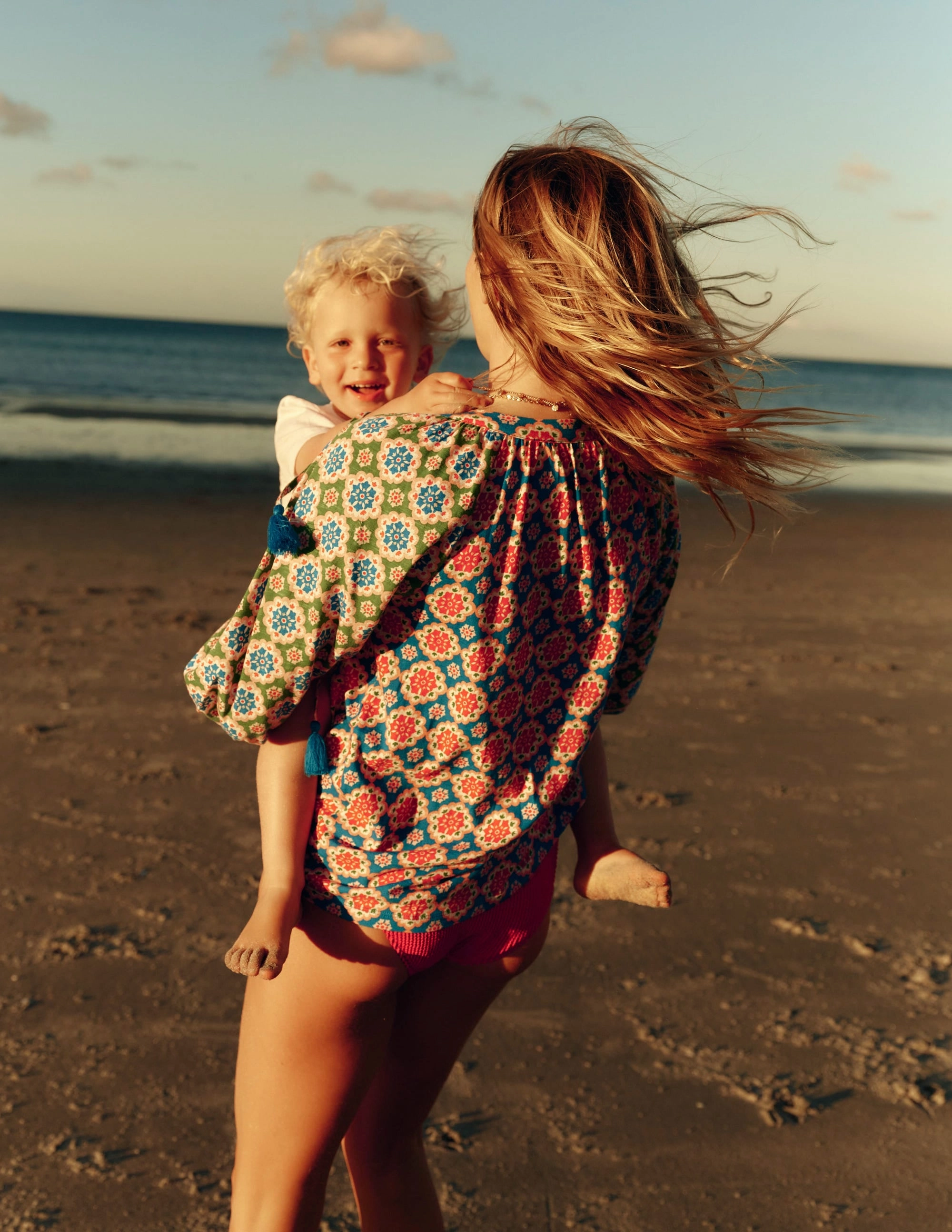 Micro Perforation Biodegradable Textile Blouson Sleeve Raglan Top-Bloom Geo