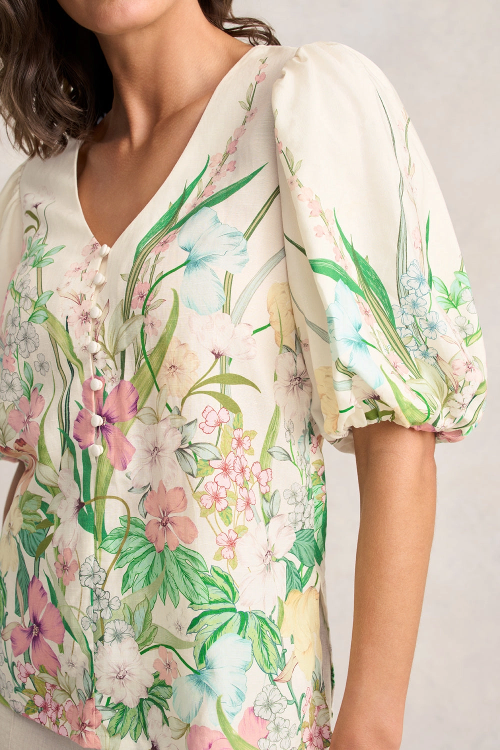 Light Fabric Border Print Blouse ?C Botanical Print