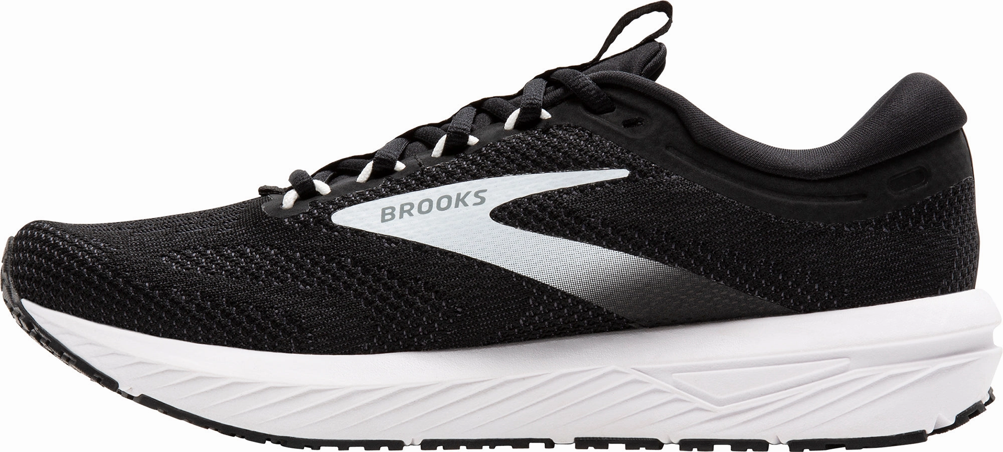 retro - style running shoes running in the snow Brooks Revel 7 Womens Running Shoes - Black
