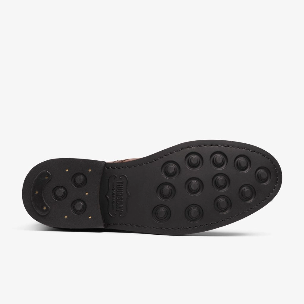 Captain | Brandy Cozy Interior