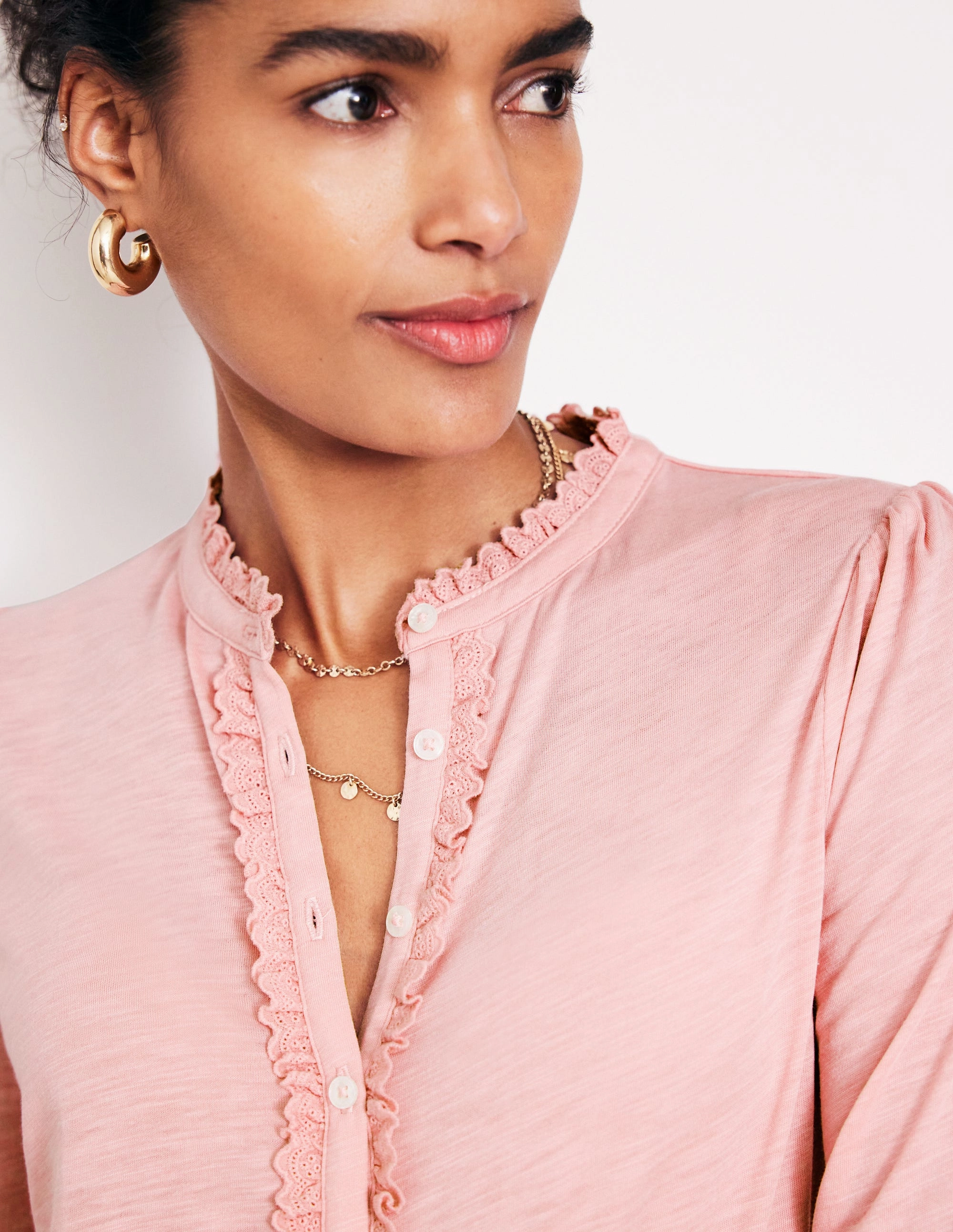 Comfortable Touch Minimal Fashion Caroline Broderie Jersey Shirt-Quartz