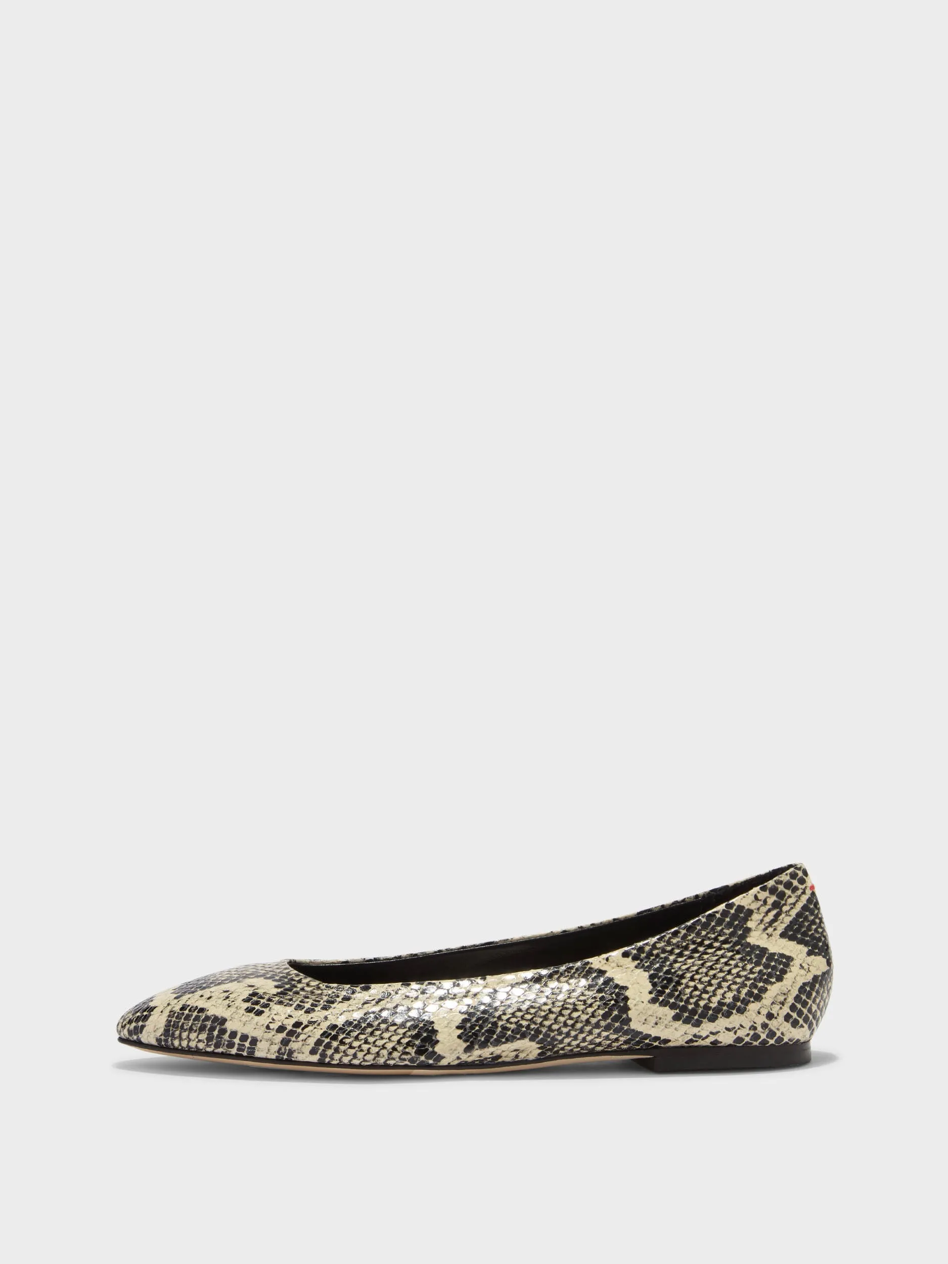 Urban Style Four Season Ellie Almond-Toe Flats