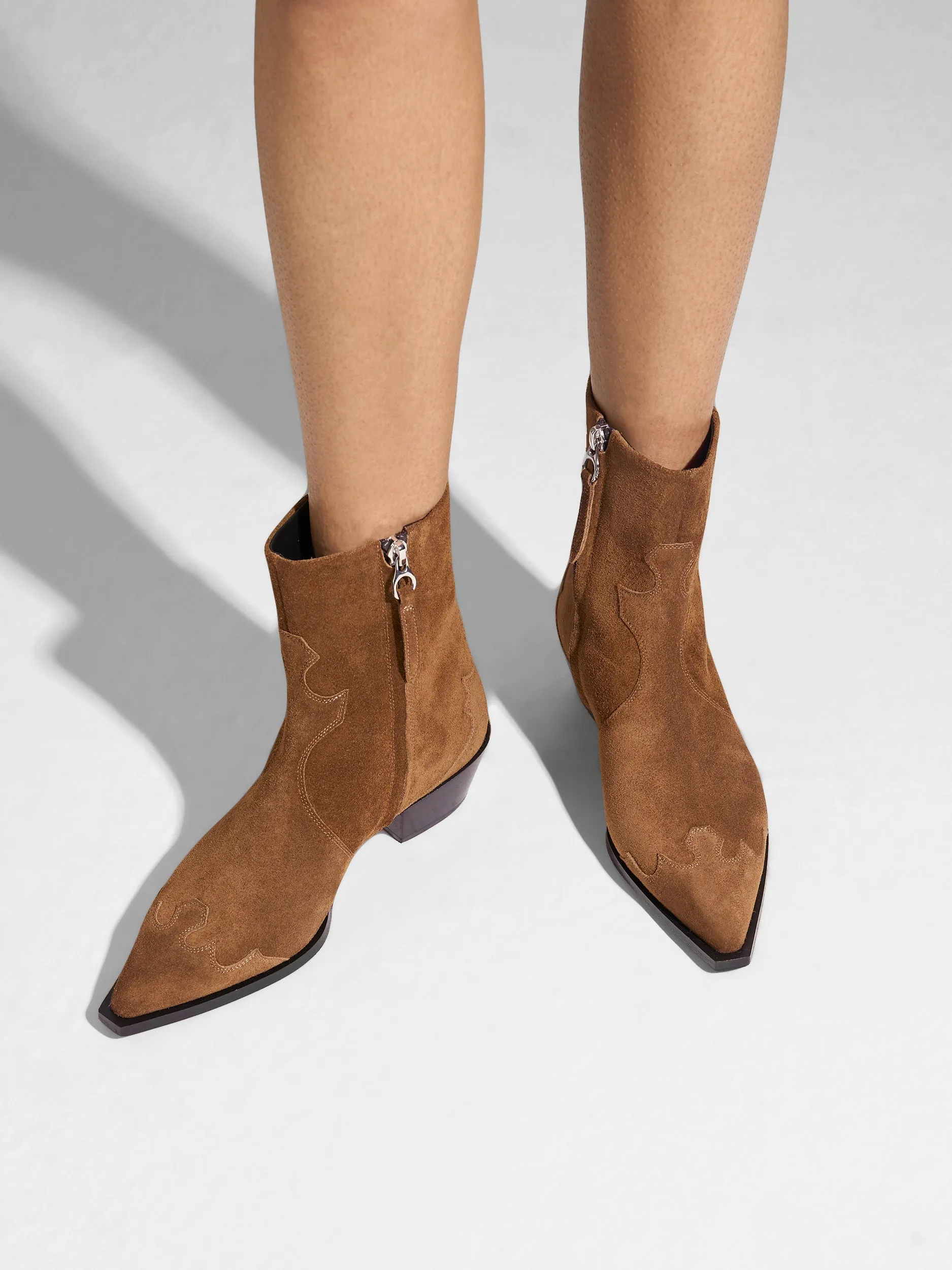 Hester Suede Ankle Boots Comfortable Look Season Chicwear