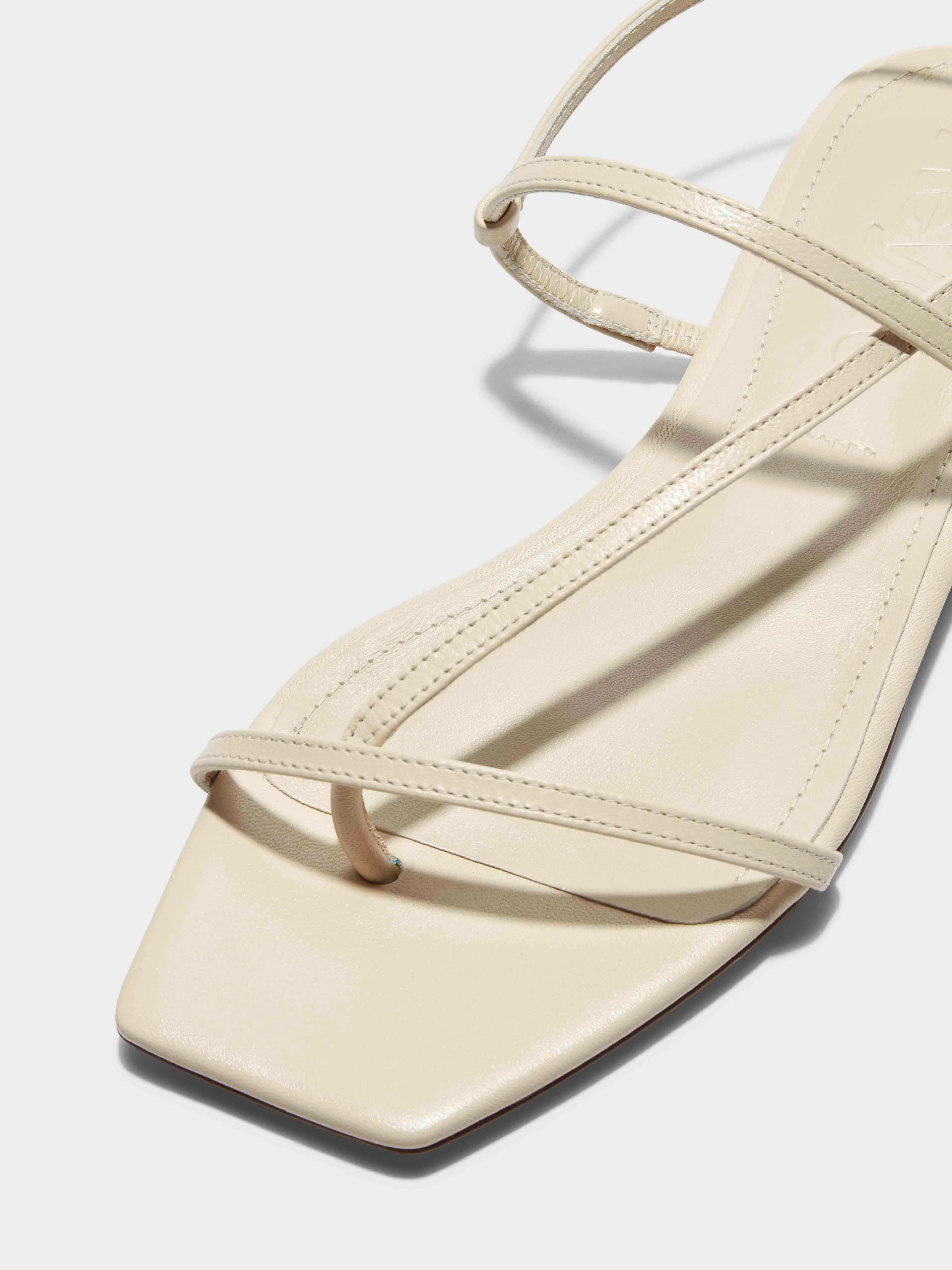 Ella Leather Toe-Post Sandals Comfy Open-toe Shoes