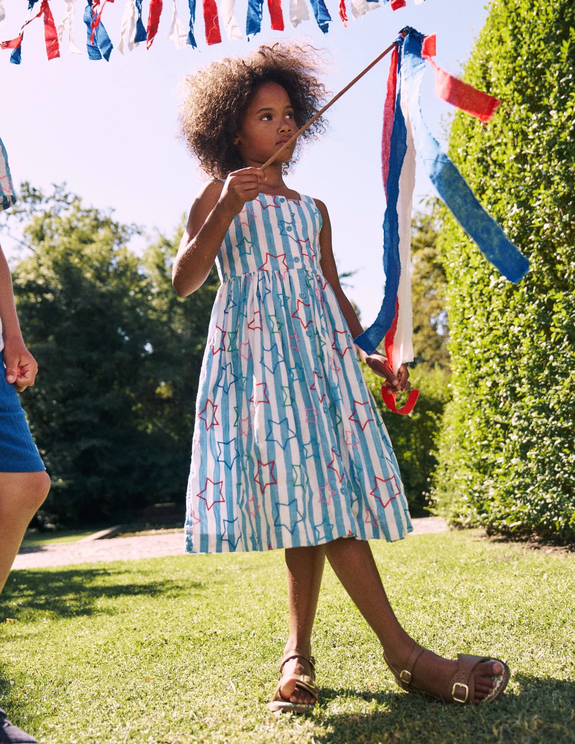 Everyday Look Family Vibe Remy Button Through Dress-Peacock Plume Blue Star