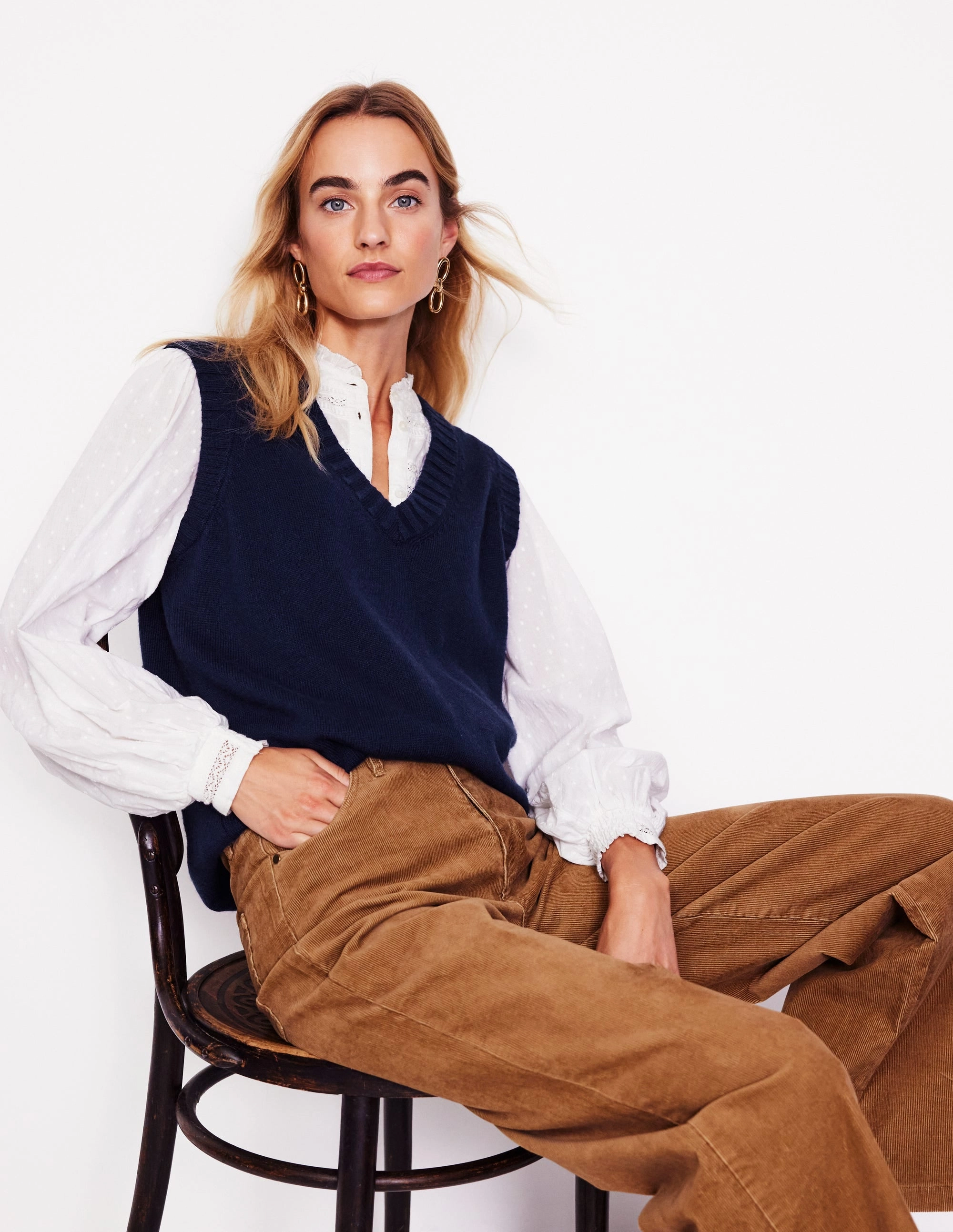 Longline V-Neck Tank-Navy Wearable Basic