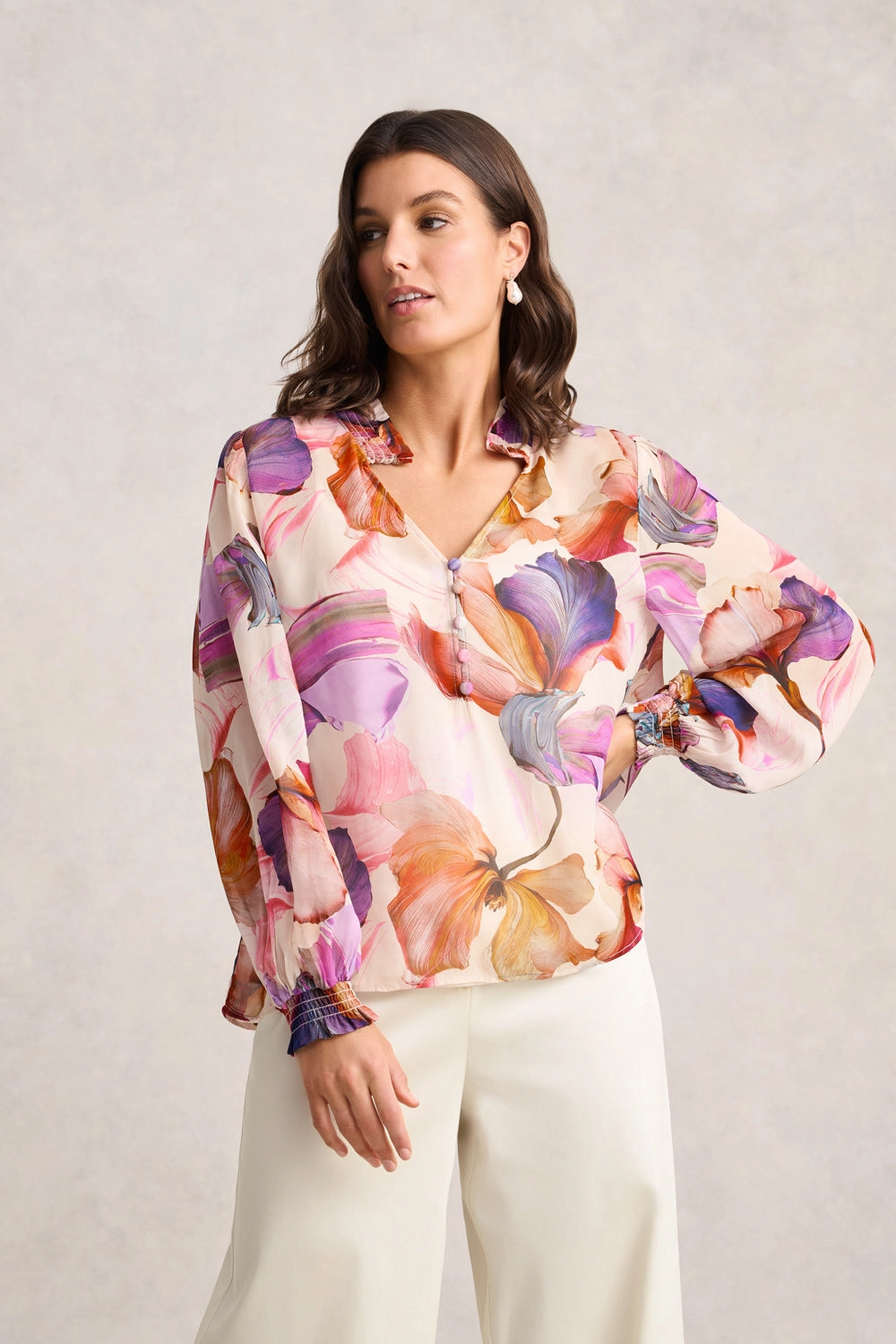 Georgette Floral Blouse ?C Impasto Floral Print NonRestrictive Armholes Ribbed Collar Style