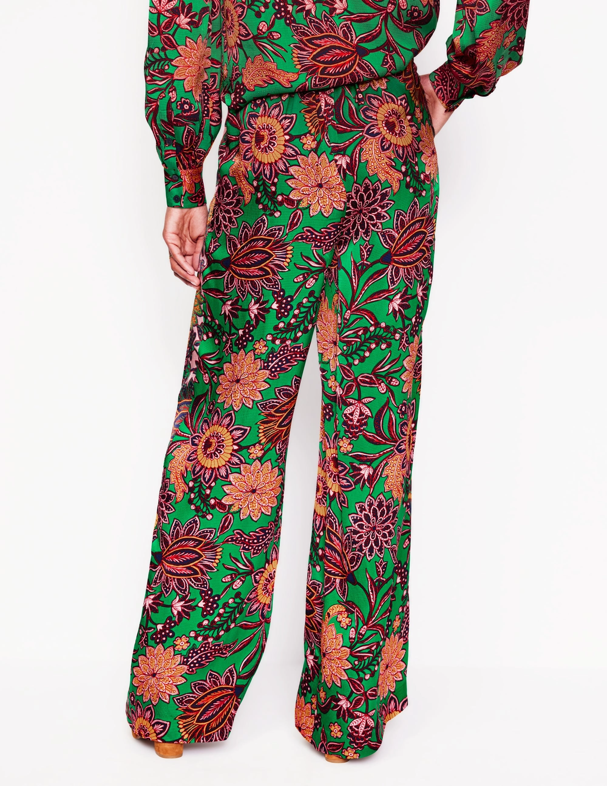 Wide Leg Pull-on Trousers-Rich Emerald, Ornate Bud Minimal Design