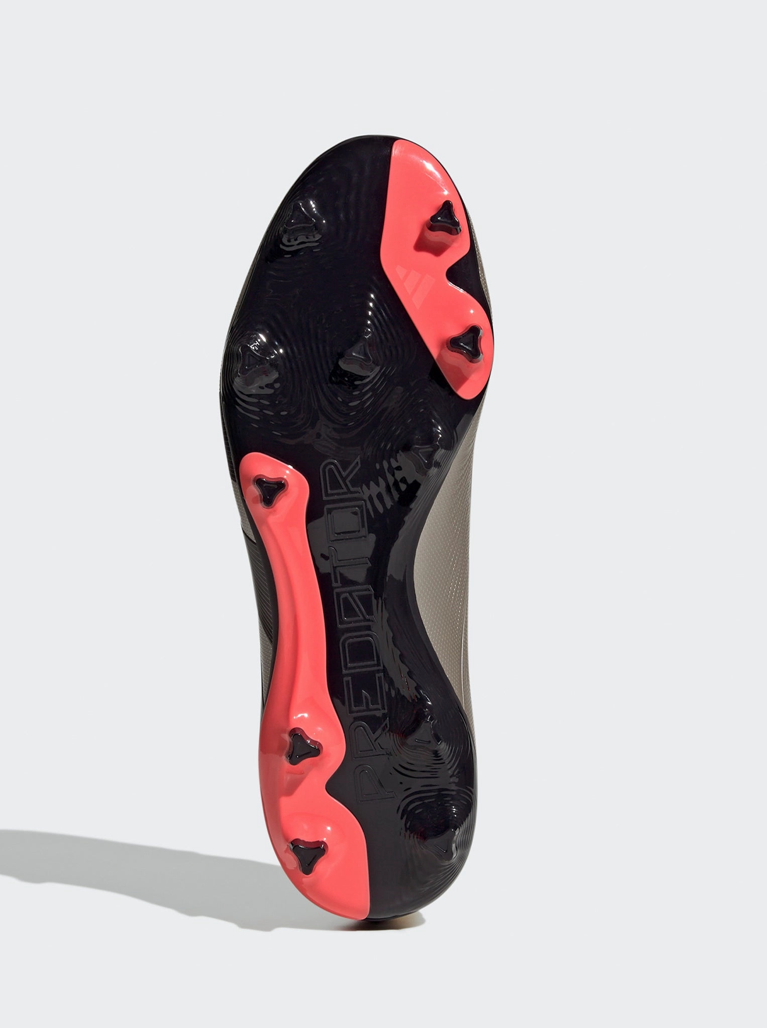 Comfort Frame Competitive Play Predator League Firm Mens