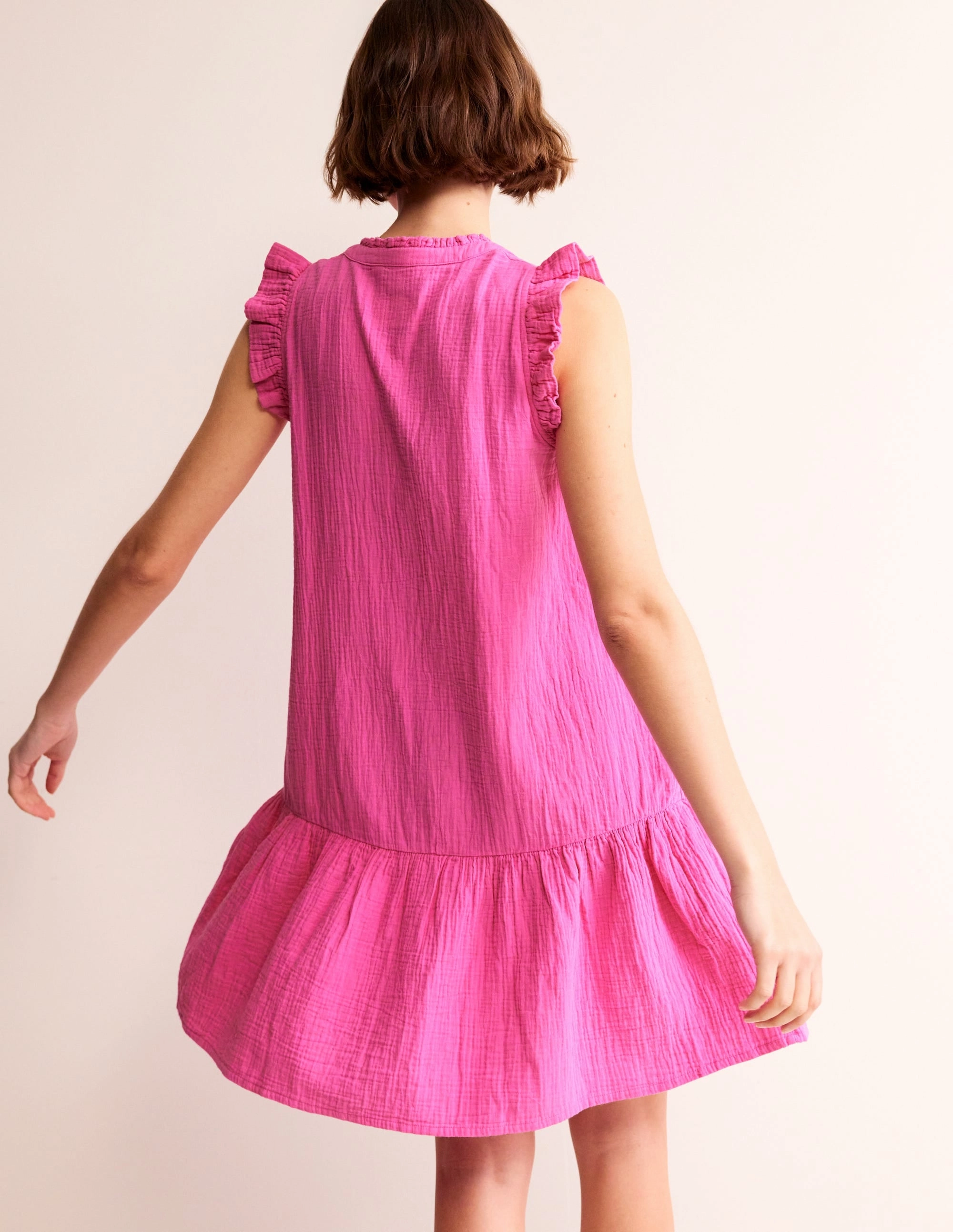 High-waist Bright Accent Daisy Double Cloth Short Dress-Pop Pansy