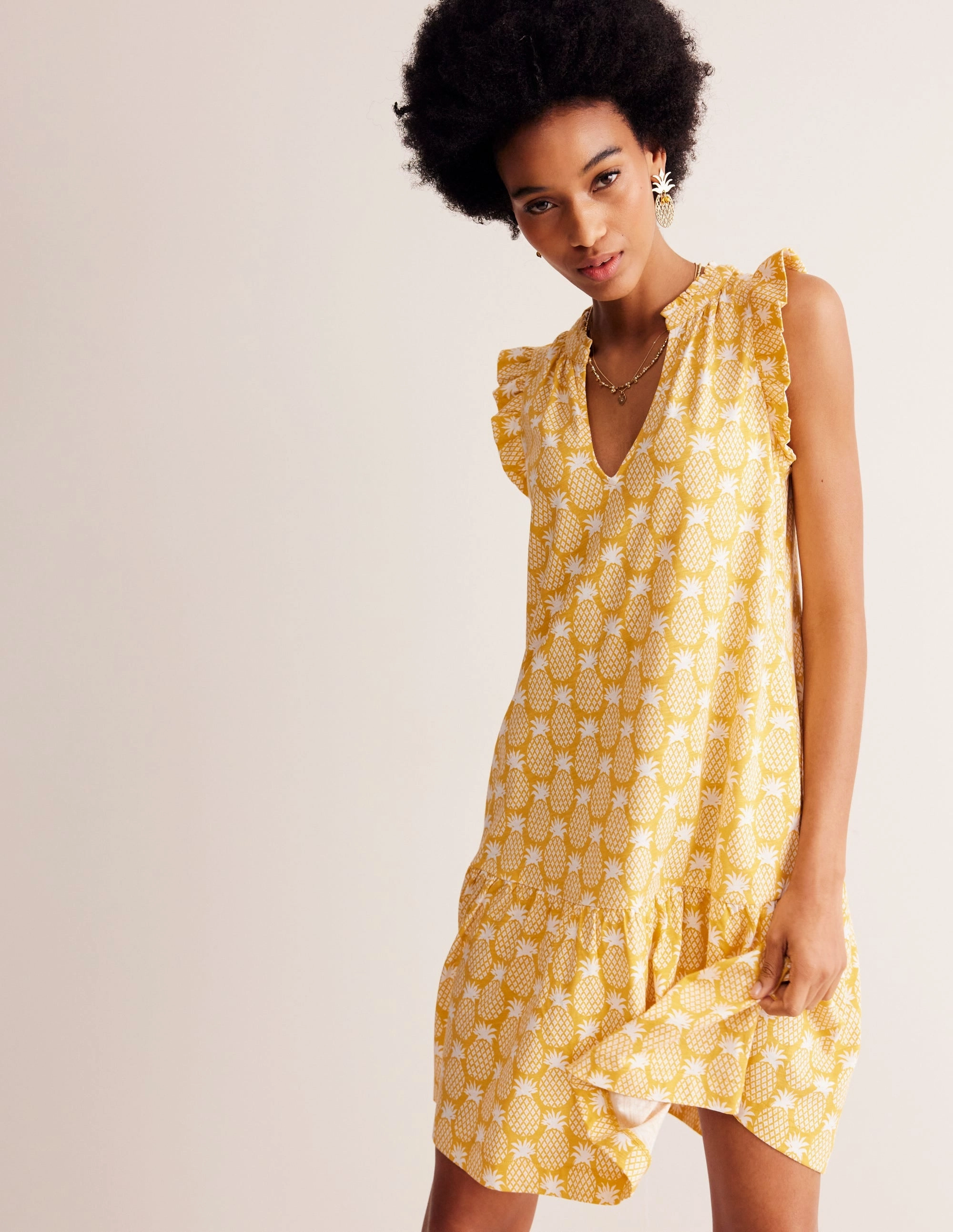 Daisy Jersey Short Tier Dress-Ceylon Yellow, Pineapple Geo Sleek and Simple Inner lining