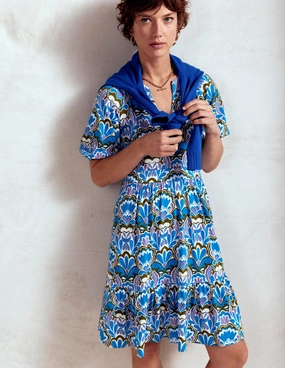 Leg-Lengthening Piper Short Jersey Dress-Kingfisher Blue, Freesia Stamp