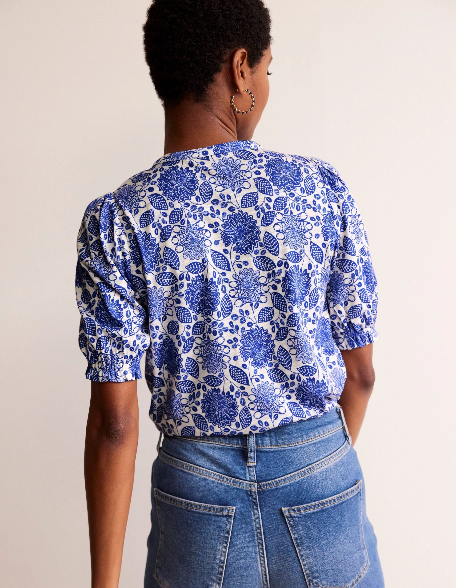 Dolly Puff Sleeve Jersey Shirt-Blue and Ivory, Gardenia Swirl Moisture Wicking Technology Yarn Dyed Fabric