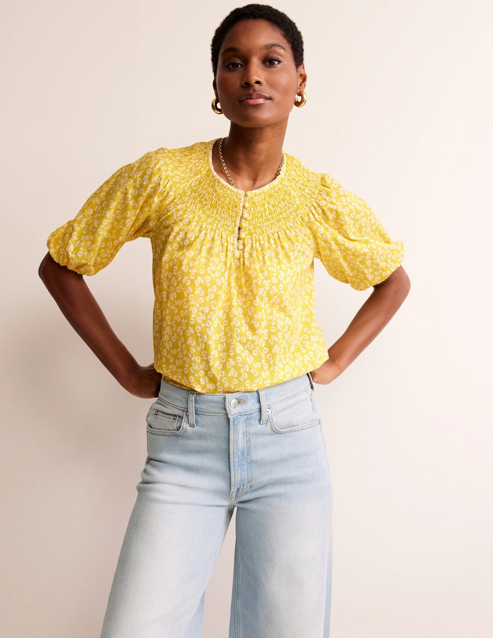 yoga clothing Easy Stitch Detail Top-Passion Fruit, Ditsy Bud