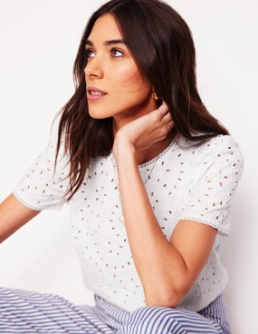 Anti Odor Technology semi-formal style Edi Embroidered Top-White