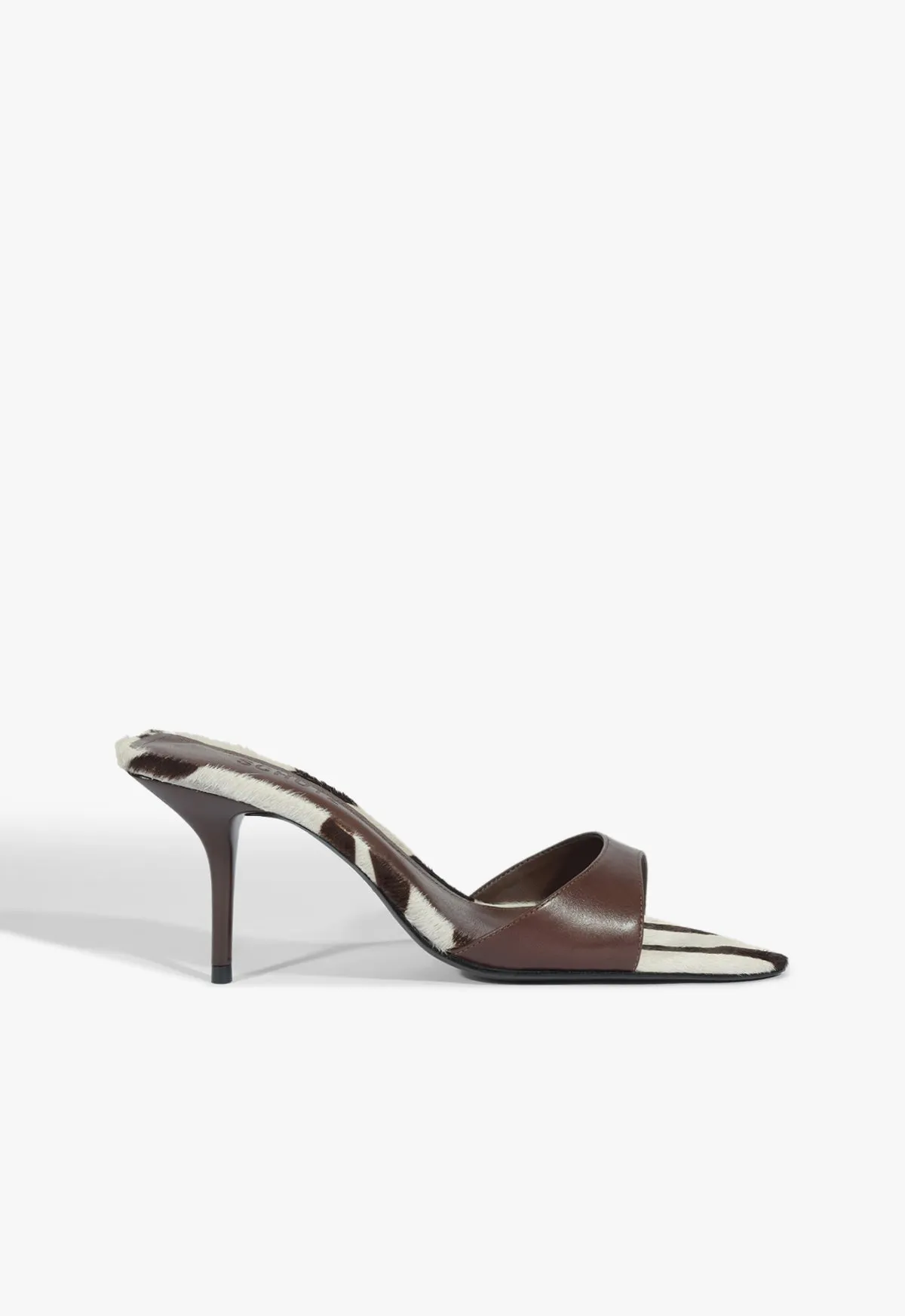 Easy Pairing Piece Elodie Leather Sandal