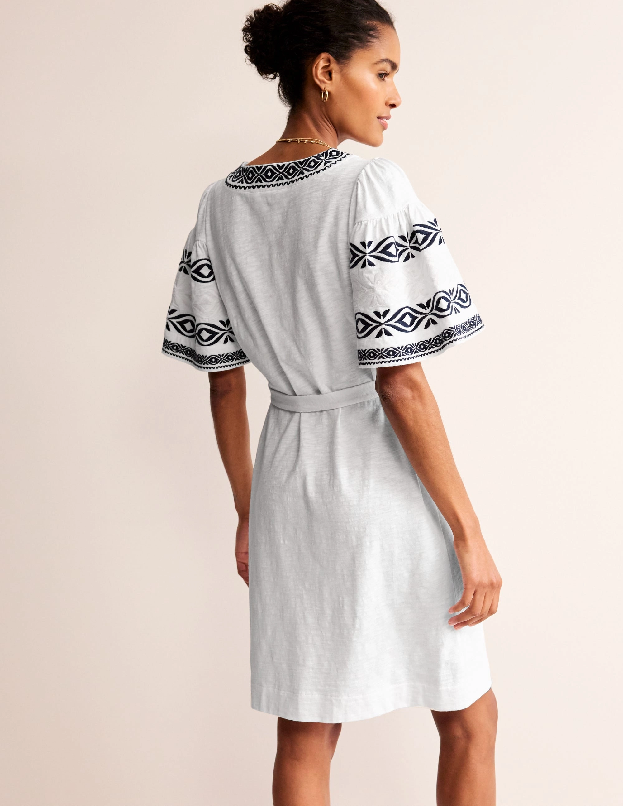 Embroidered Jersey Short Dress-White Pure Shape