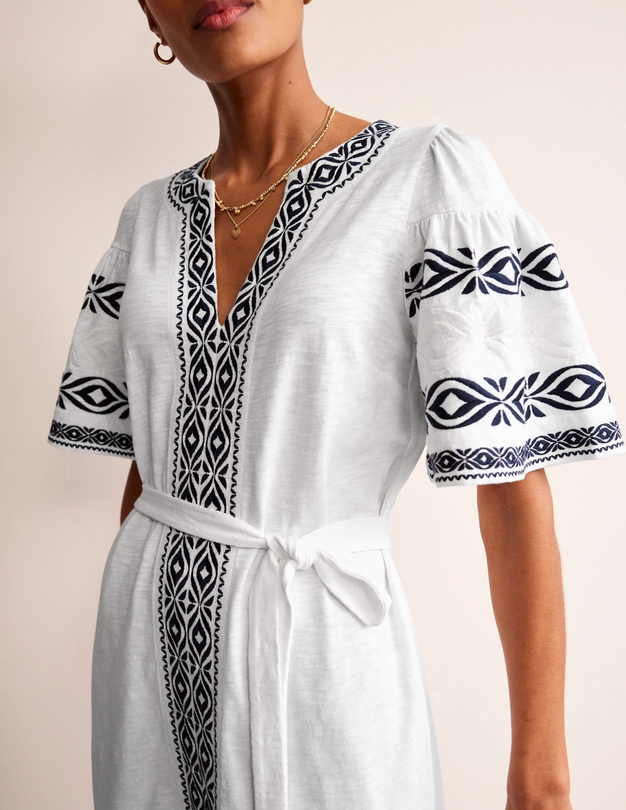 Embroidered Jersey Short Dress-White Snag-Resistant Coffee Break