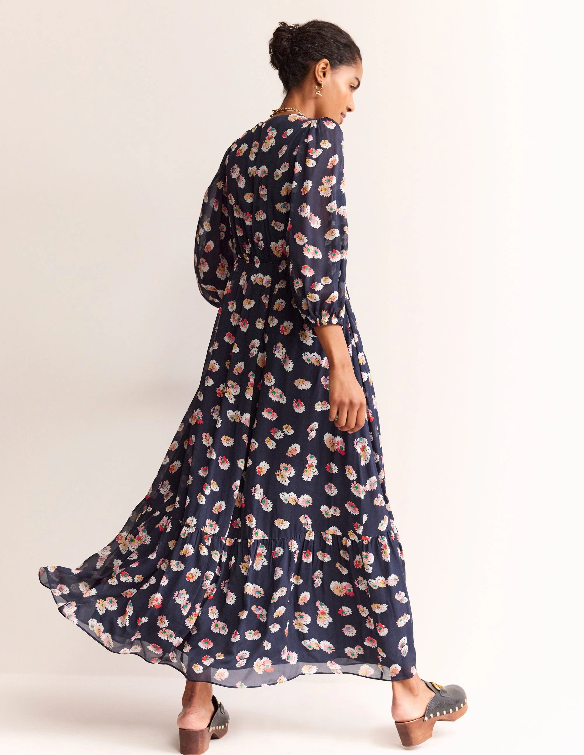Lace-Edge Draped Silhouette V Neck Puff Maxi Dress-French Navy, Botanical Petal
