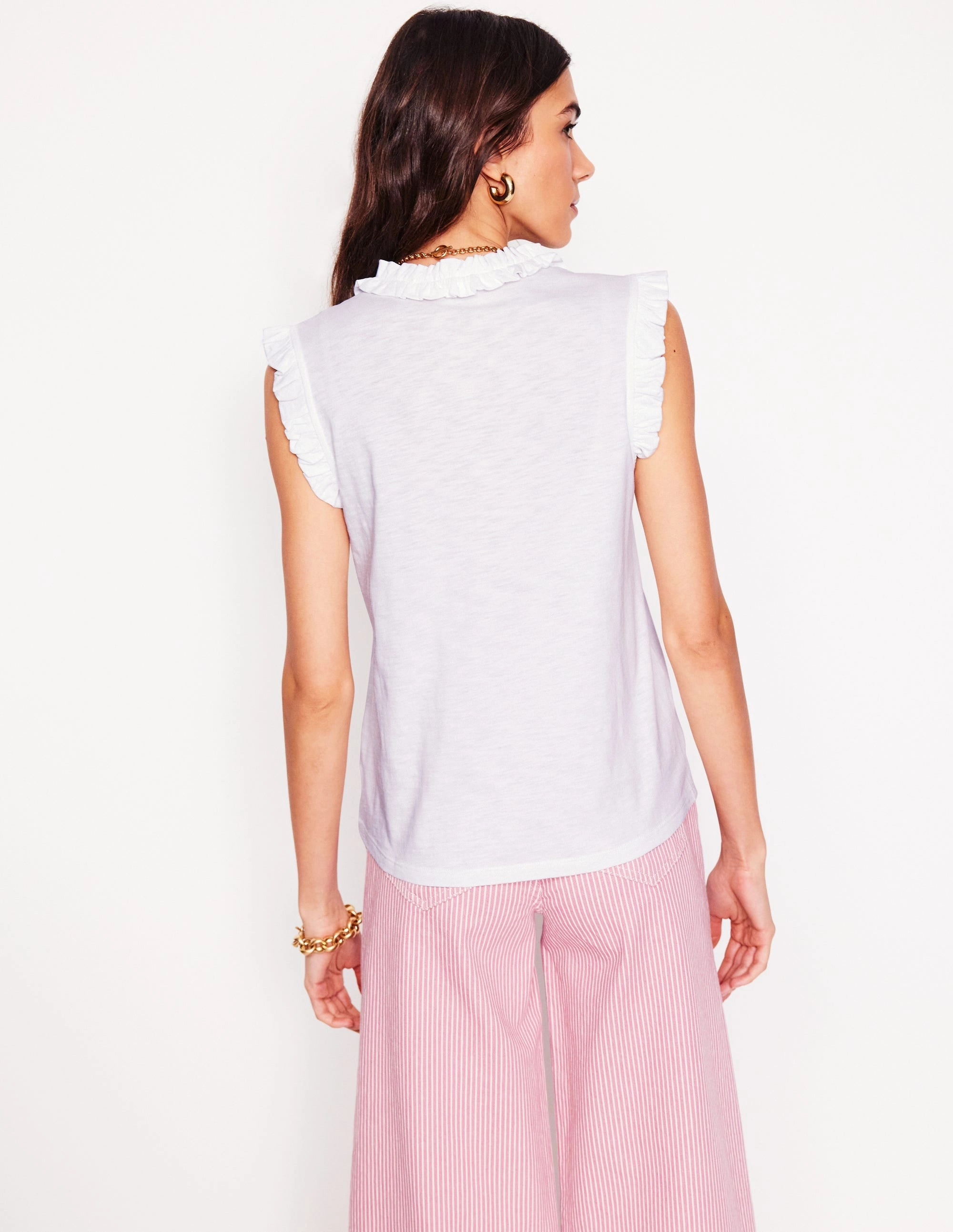 Lola Sleeveless Top-White Breathable Waist
