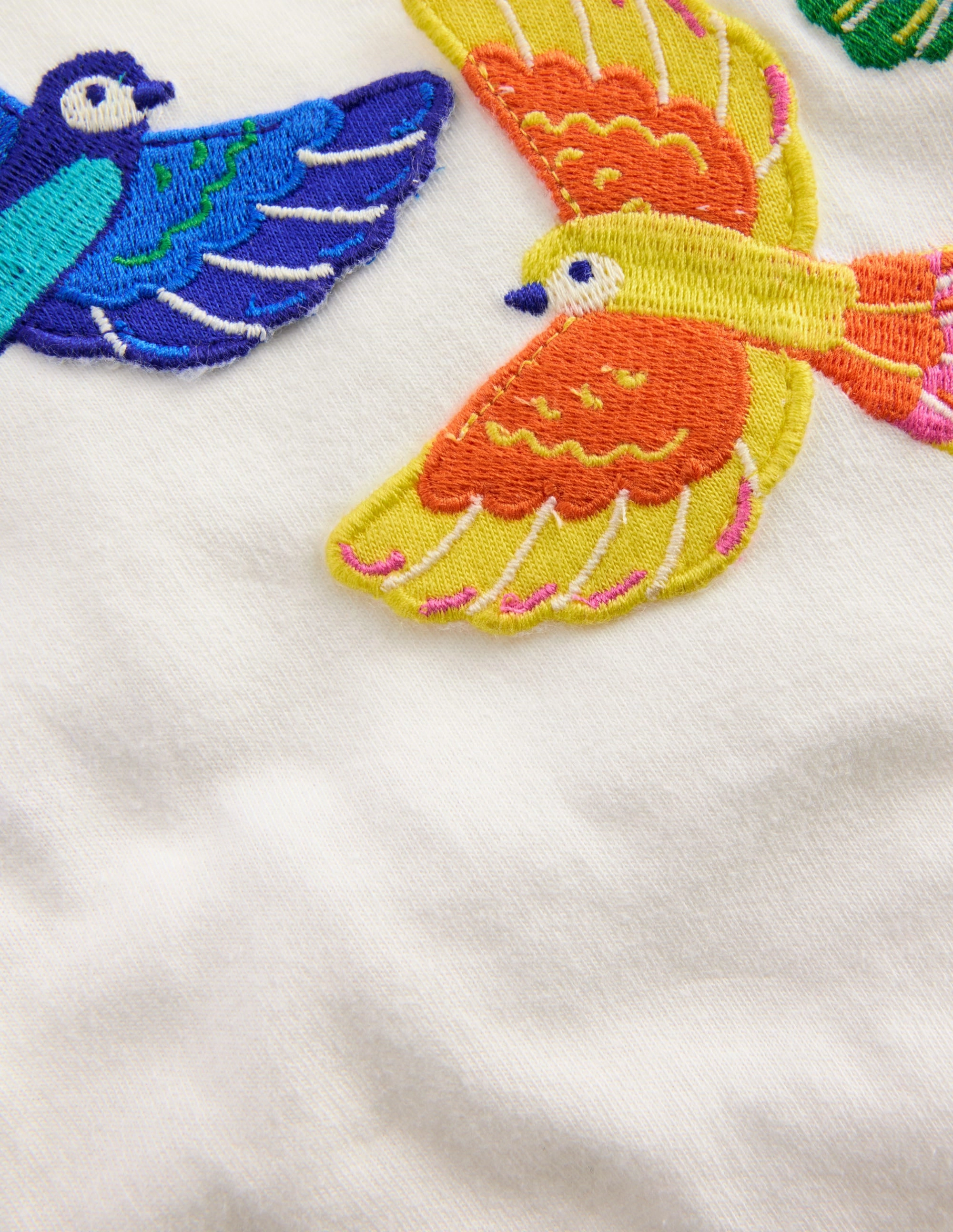 Flutter Short Sleeve T-shirt-Ivory Birds Stretch Design BreathableMeshLining