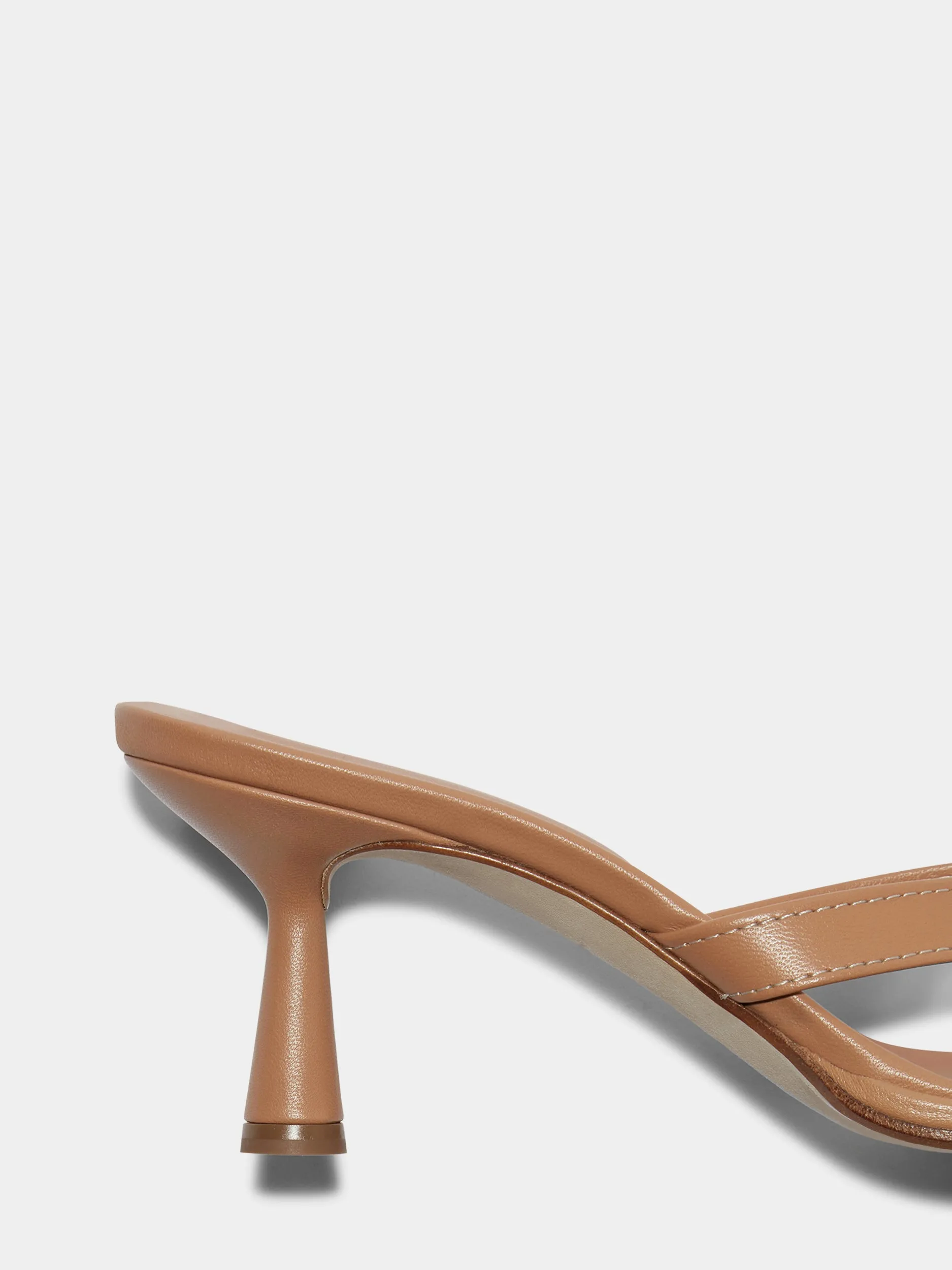 Daphne Leather Thong Sandals Classy Sandals