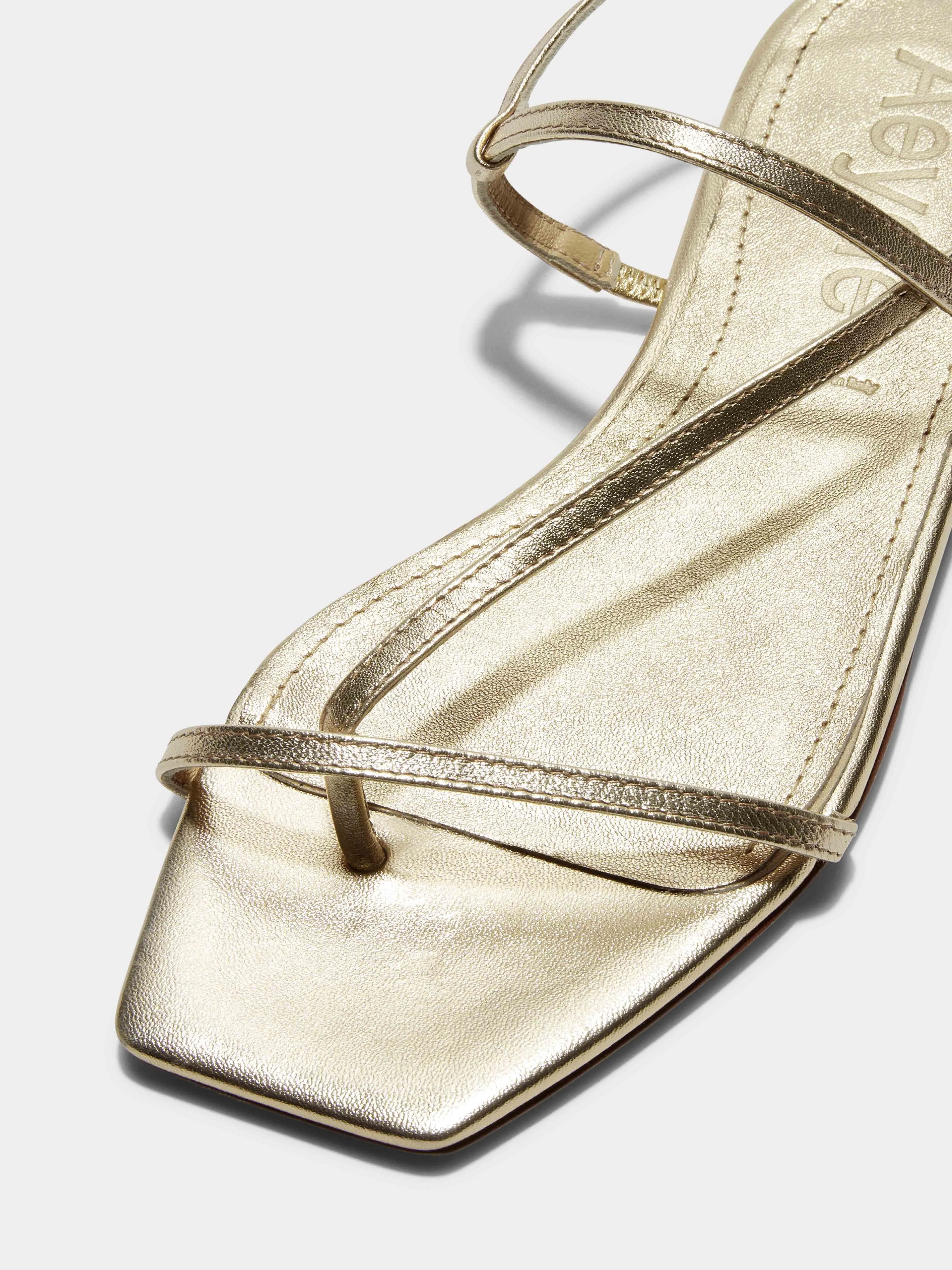 Ella Leather Toe-Post Sandals Sunny Comfort Cloud Feel