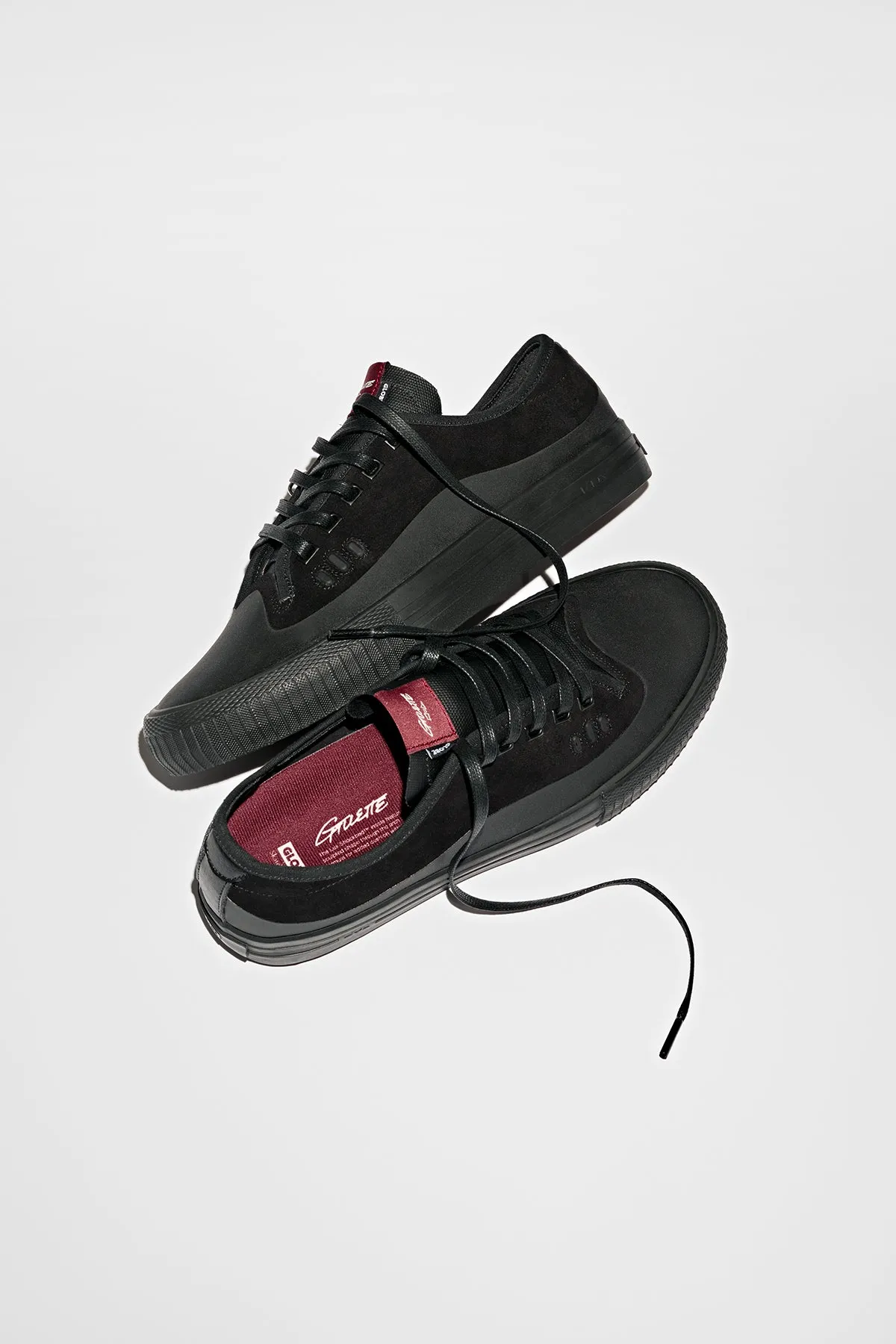 Gillette - Black/Black Suede - Skate Shoes Smooth Move
