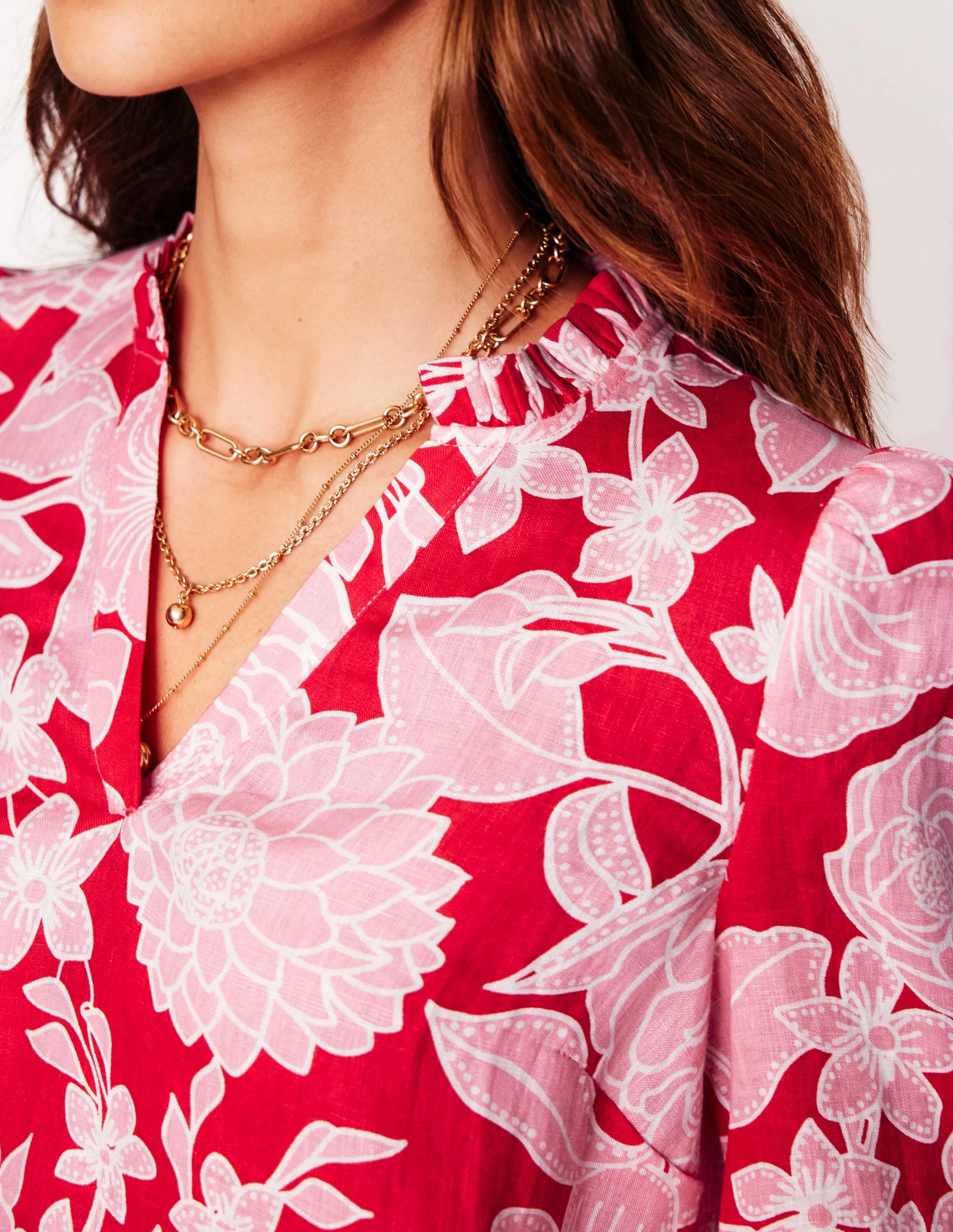 Grace Linen Top-Poppy Red, Blossom Cascade Classic Comfort Outdoor Sports