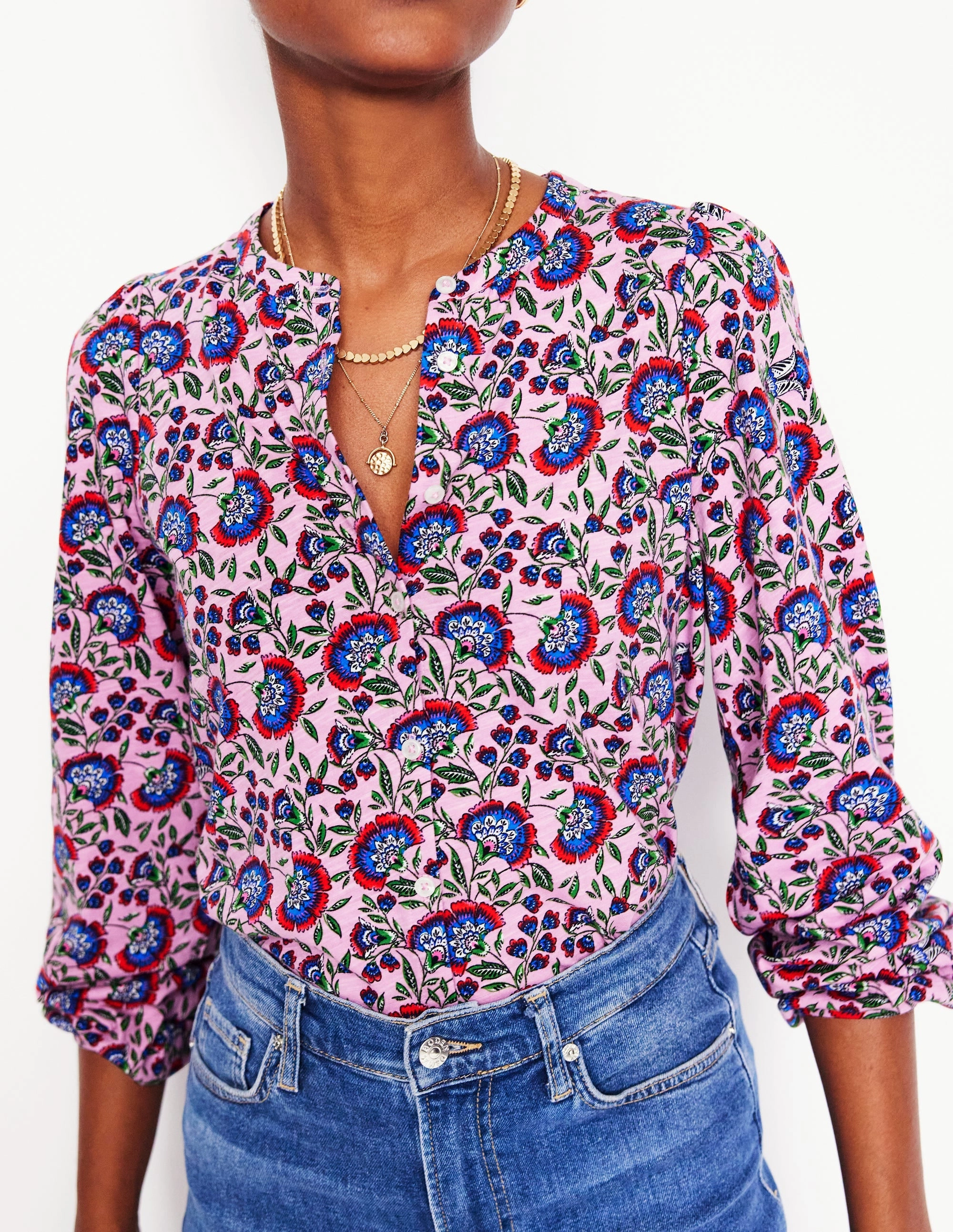 Snag Resistant Surface Marina Jersey Shirt-Soft Lavender, Decorative Vine