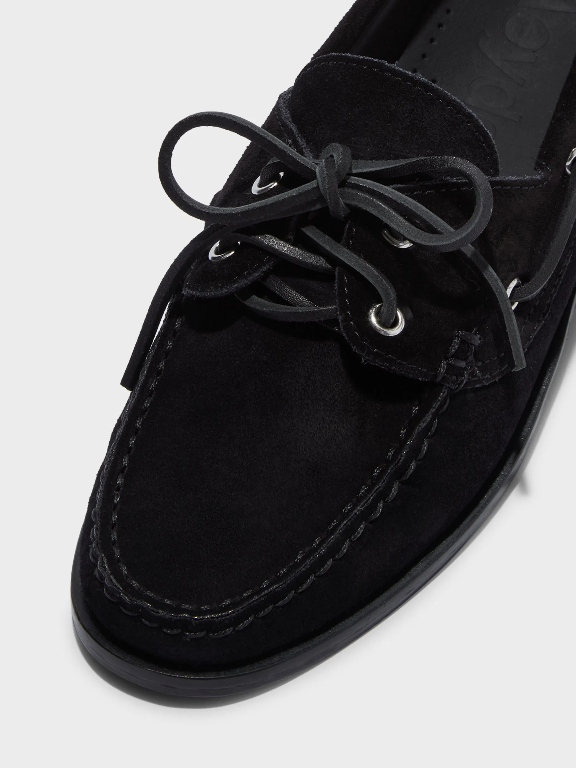 Harris Suede Mocassin Flats Effortless Style