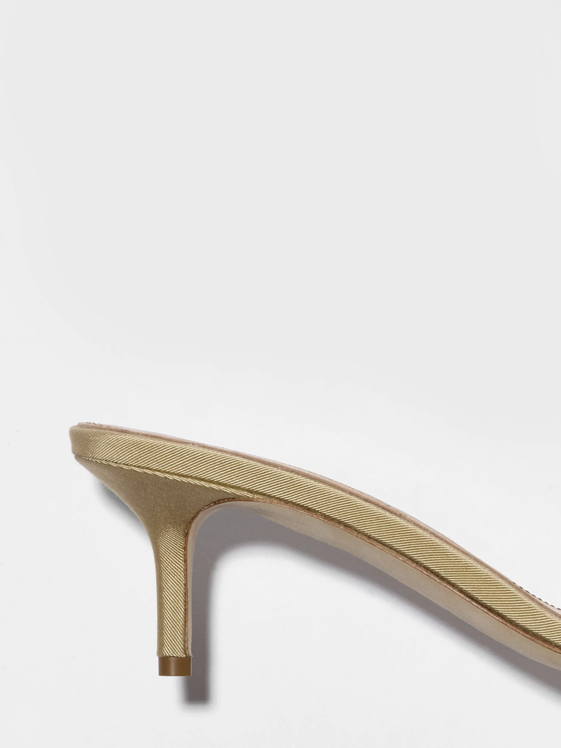 Chic Shoes Professional Heels Ilvy Eyelet Grosgrain Mules