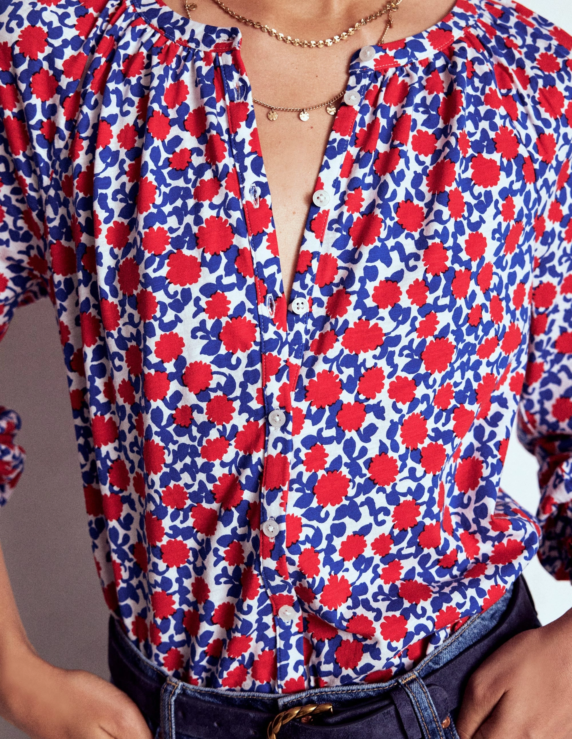 Isla Long Sleeve Jersey Shirt-Poppy Red, Floweret Vine WrinkleResistant Texture Urban Smart