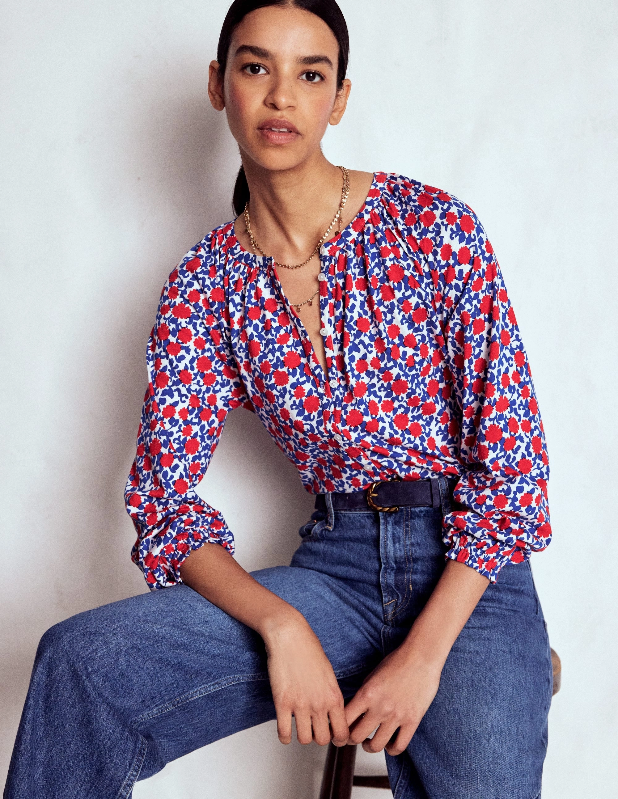 Sporty Comfort Wear Isla Long Sleeve Jersey Shirt-Poppy Red, Floweret Vine