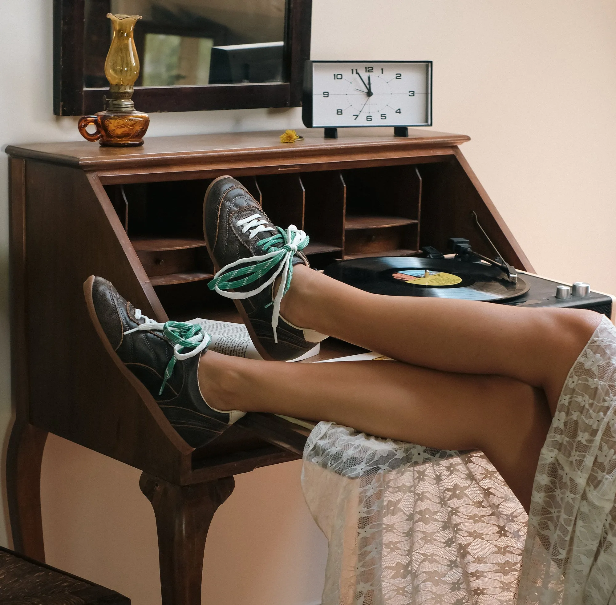 Casual Moves LAINI SNEAKERS BROWN DISTRESSED LEATHER