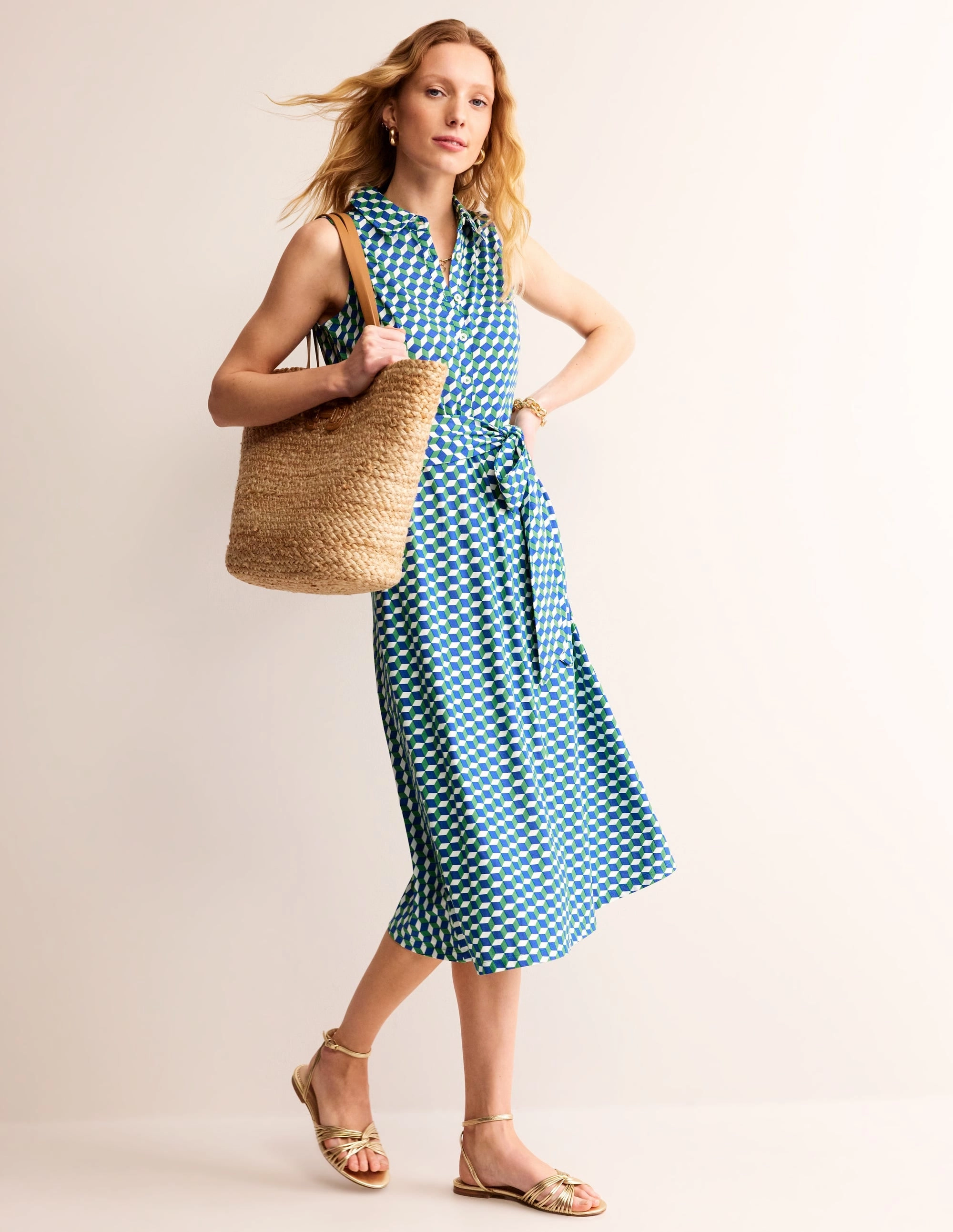 Hip-Flattering Laura Sleeveless Shirt Dress-Kelly Green, Diamond Cube