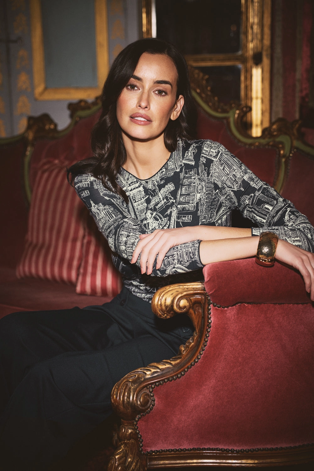 Long Sleeve Crew Neck Top - Ink France Capital Print Tailored Seams