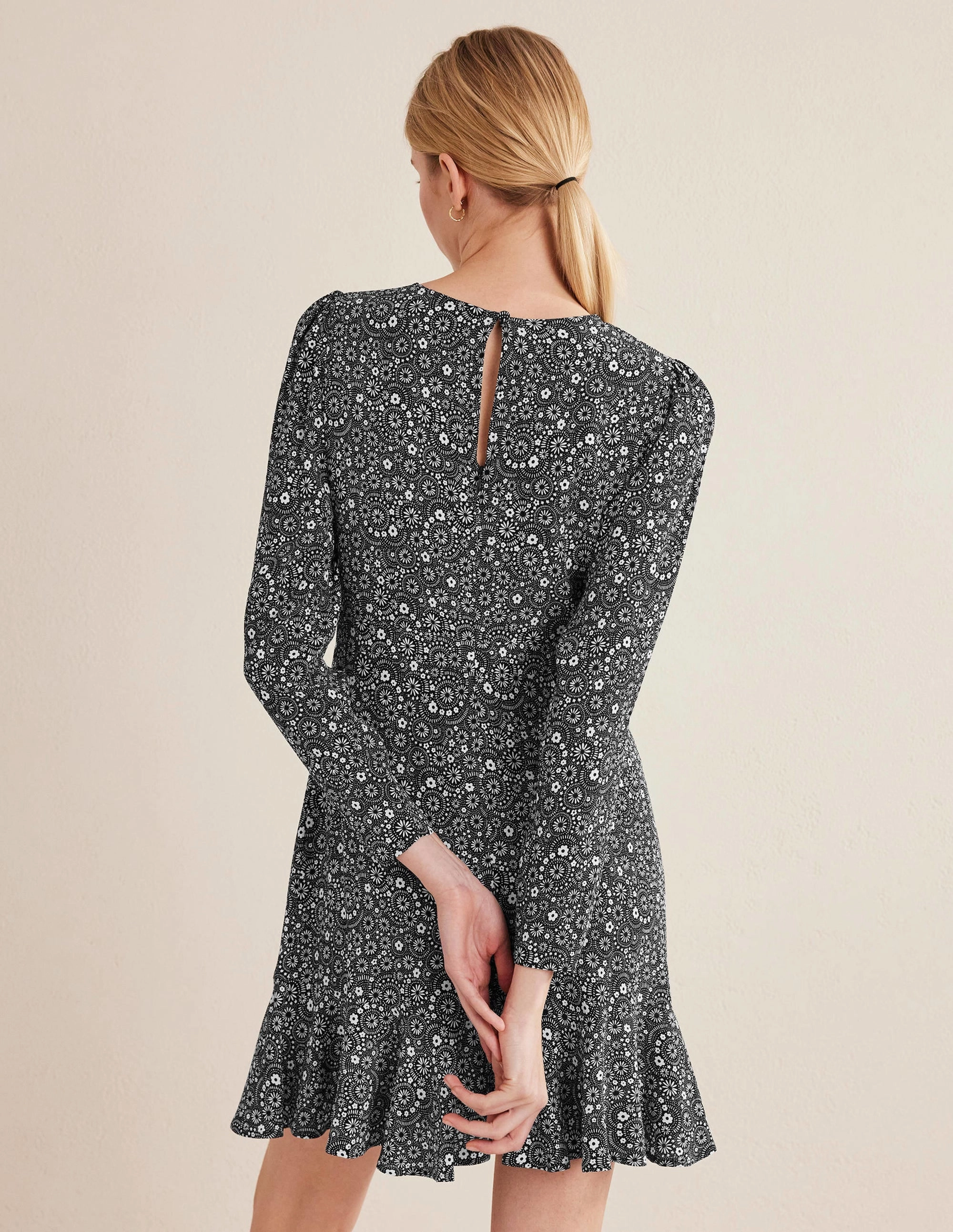 Daily Go Long Sleeve Flippy Mini Dress-Black, Dotty Daisy