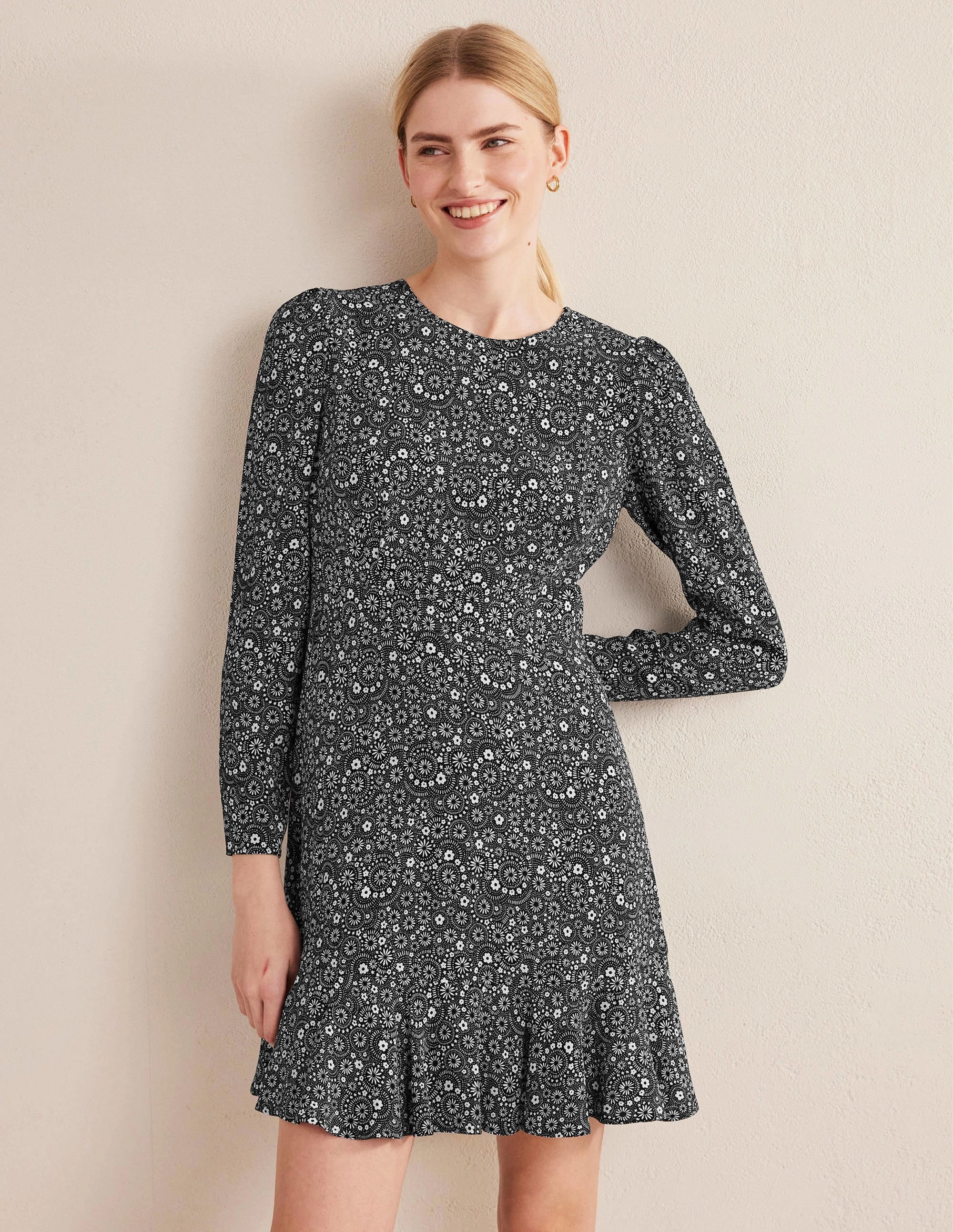 Sharp Mood Perfect Look Long Sleeve Flippy Mini Dress-Black, Dotty Daisy