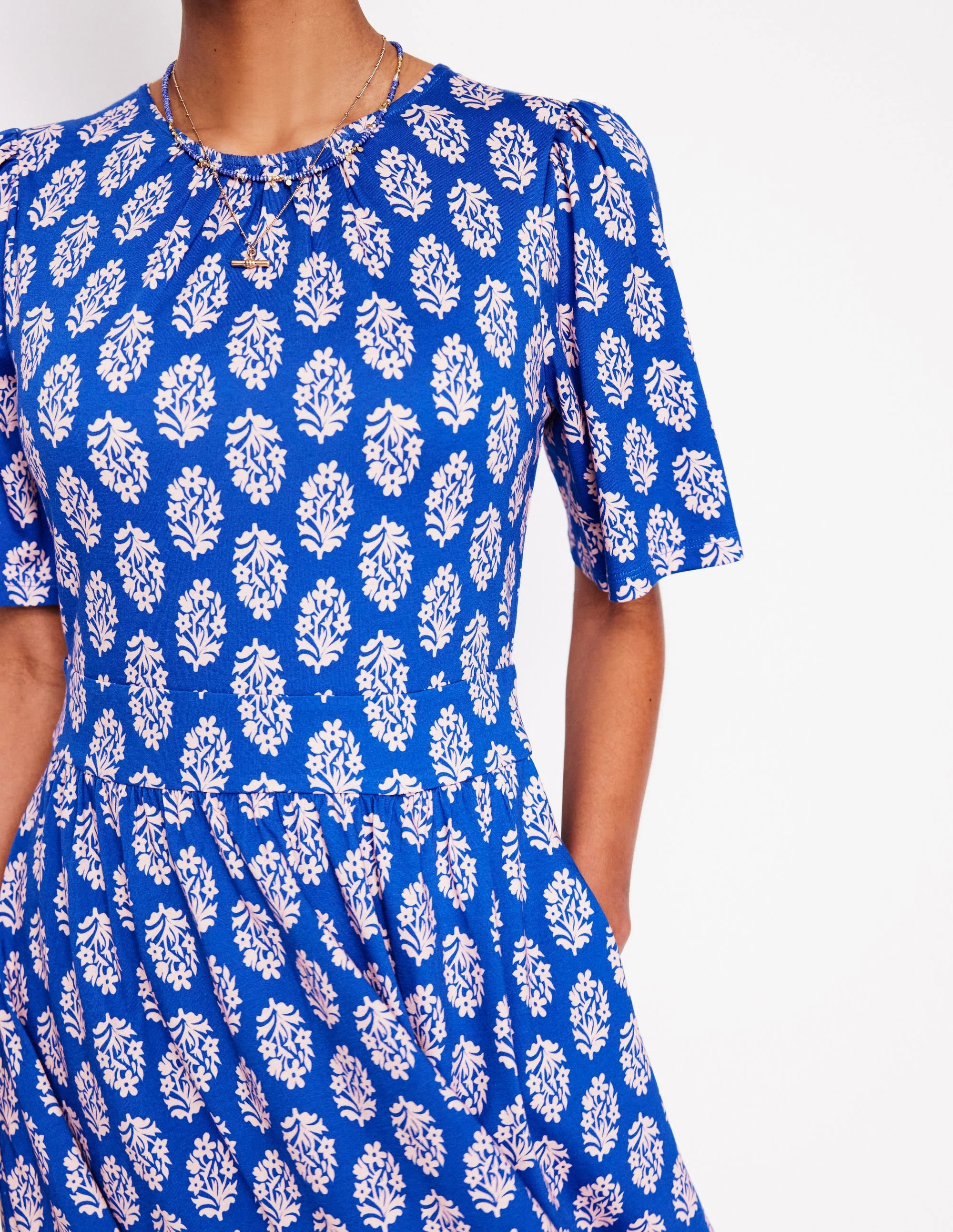 Comfortable Cut Soft Cut Louisa Short Jersey Dress-Gallery Blue, Posy Stamp