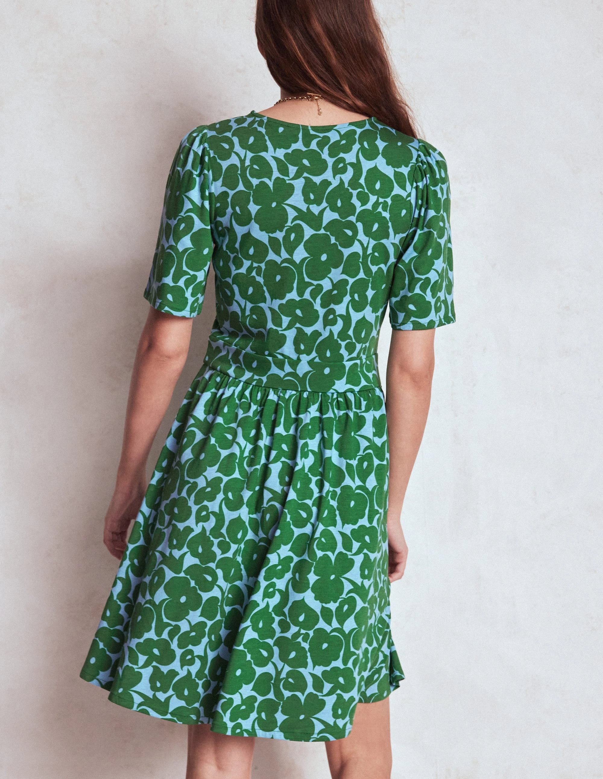 Clean Fit Louisa Short Jersey Dress-Highland Green, Leafy Grove